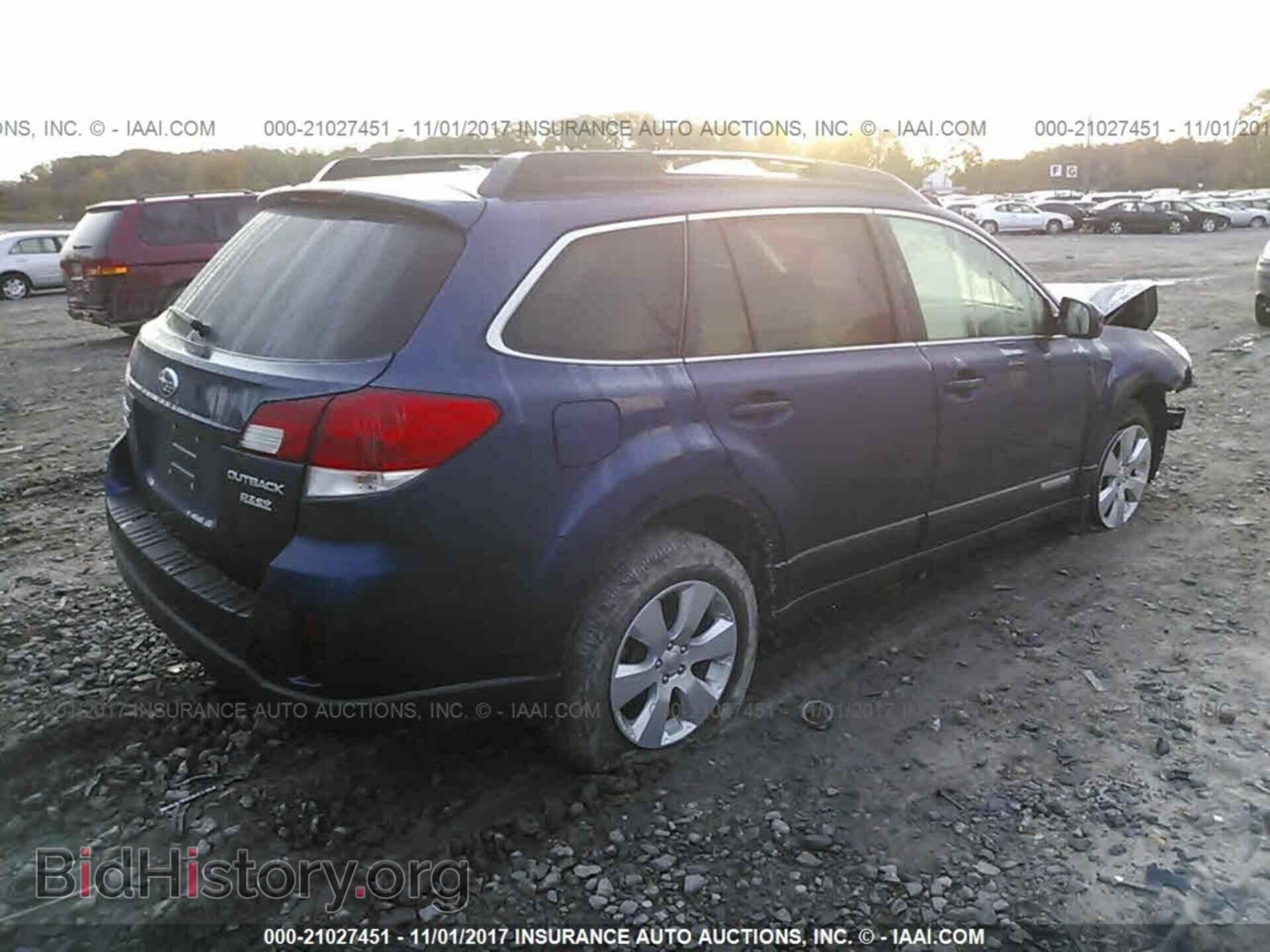 2011 Subaru Outback - VIN: 4S4BRBCC8B3336038 - Фото 4