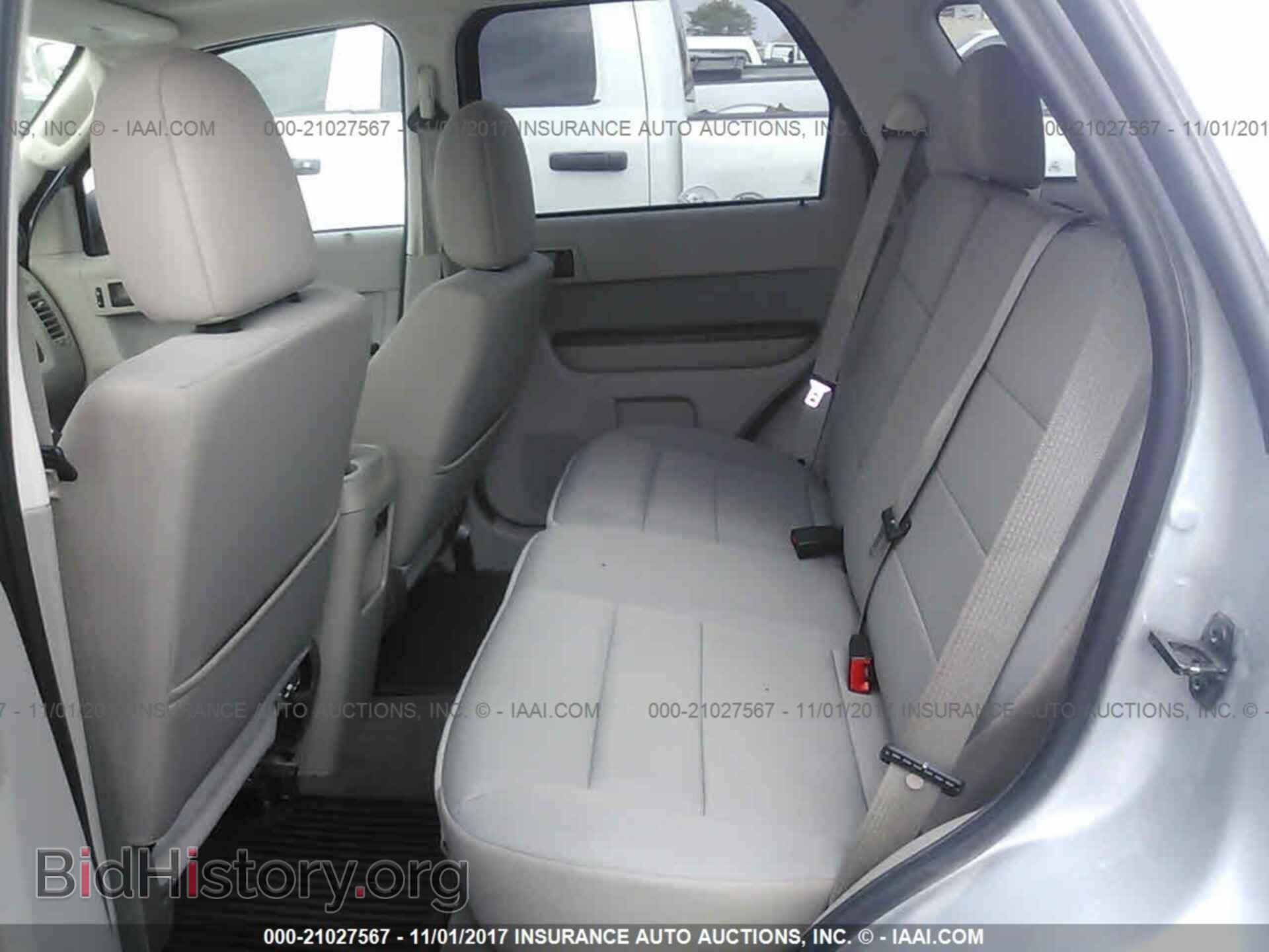 2012 Ford Escape - VIN: 1FMCU0DG2CKC06501 - Фото 8