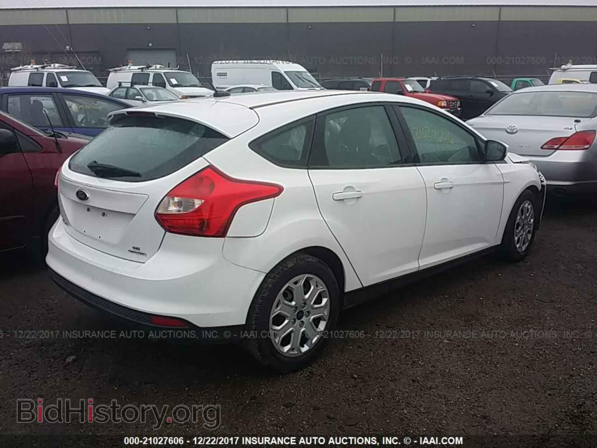 2012 Ford Focus - VIN: 1FAHP3K27CL457945 - Фото 4