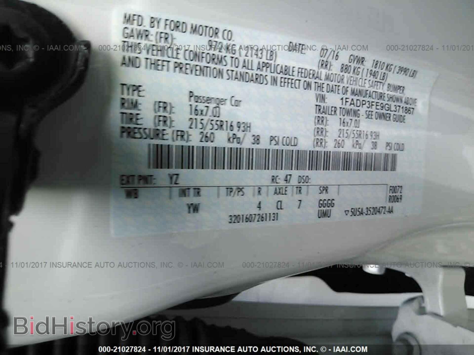 2016 Ford Focus - VIN: 1FADP3FE9GL371867 - Photo 9