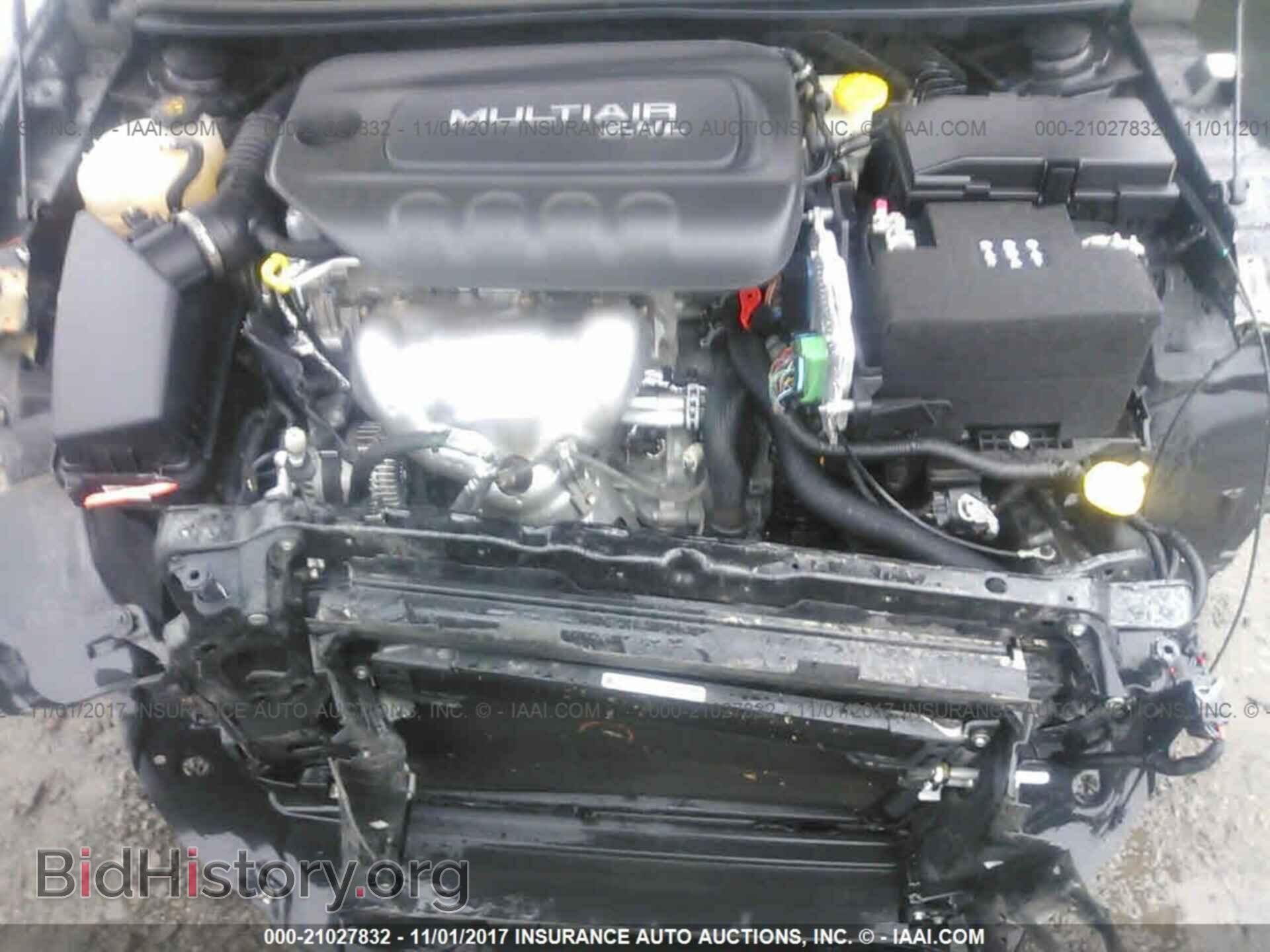 2015 Chrysler 200 - VIN: 1C3CCCAB0FN734255 - Photo 10
