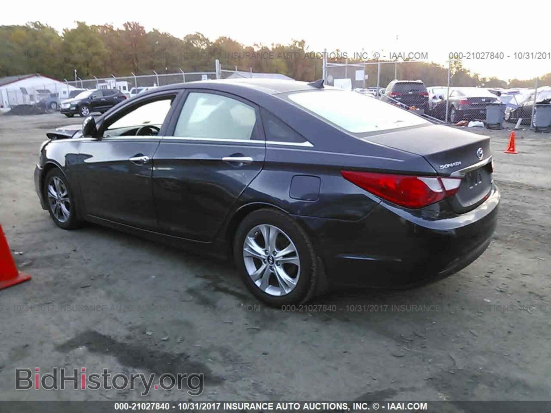 2012 Hyundai Sonata - VIN: 5NPEC4AC8CH478266 - Photo 3