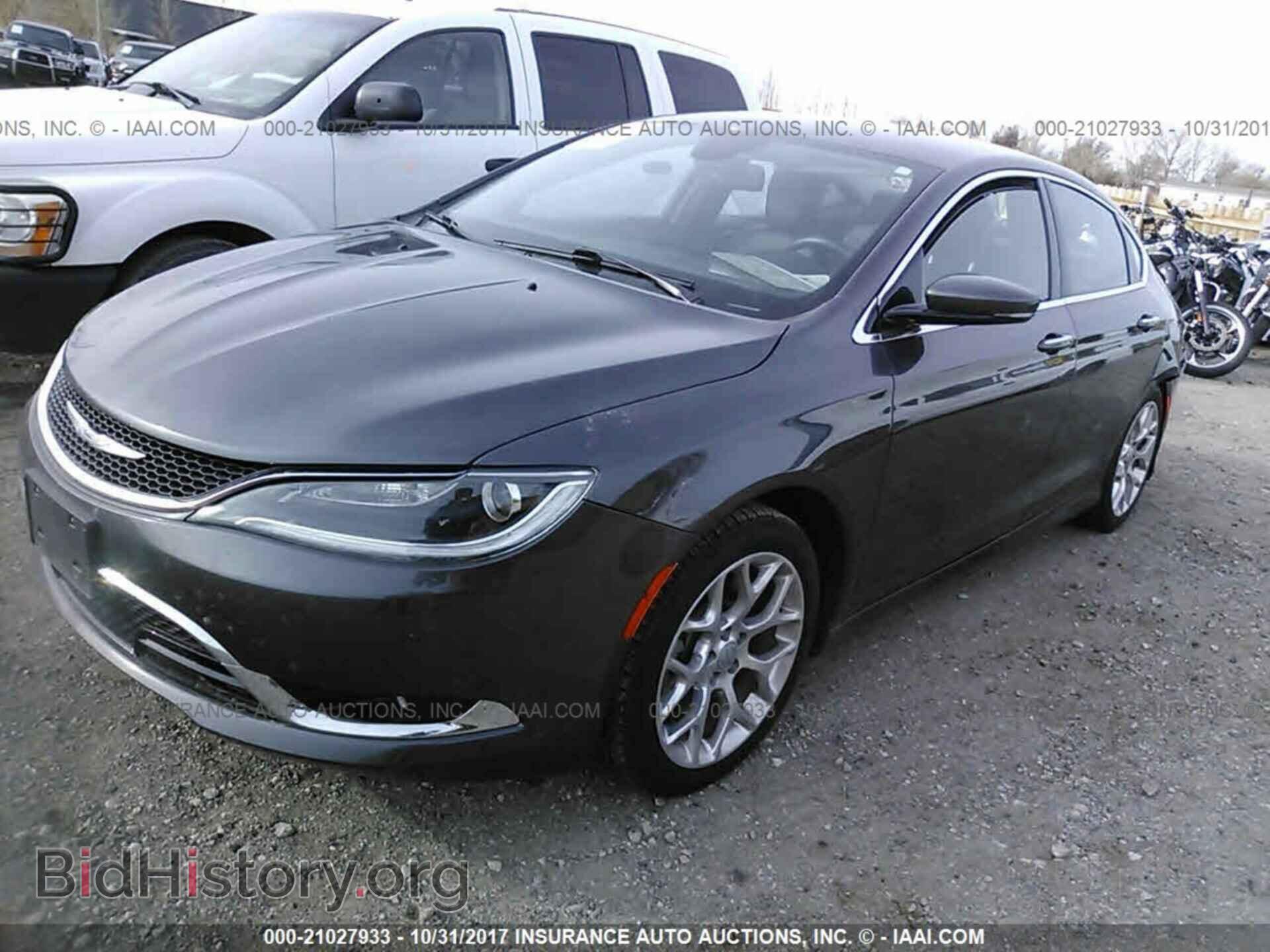 2015 Chrysler 200 - VIN: 1C3CCCEG4FN686944 - Photo 2