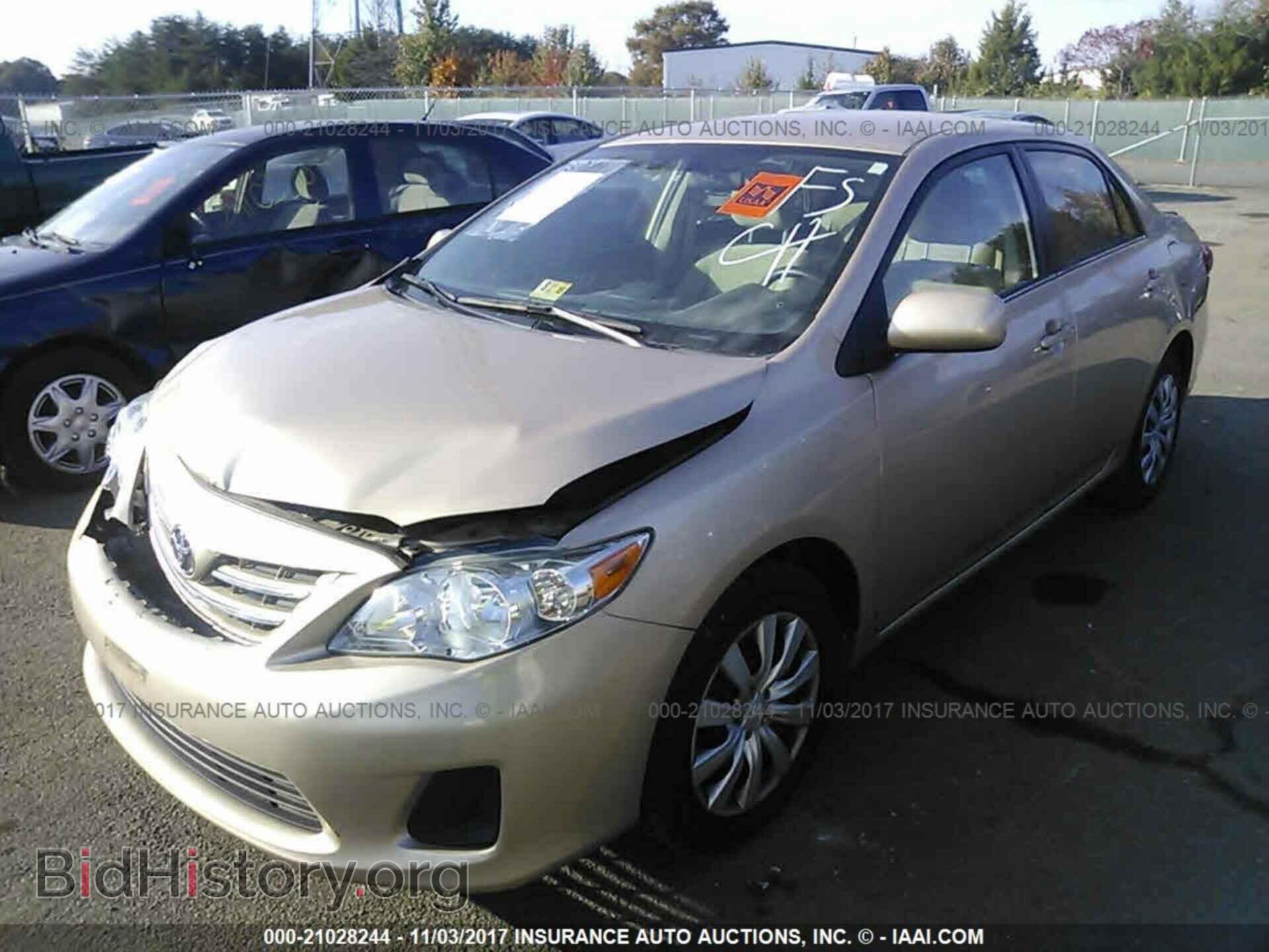 2013 Toyota Corolla - VIN: 2T1BU4EE0DC938892 - Фото 2