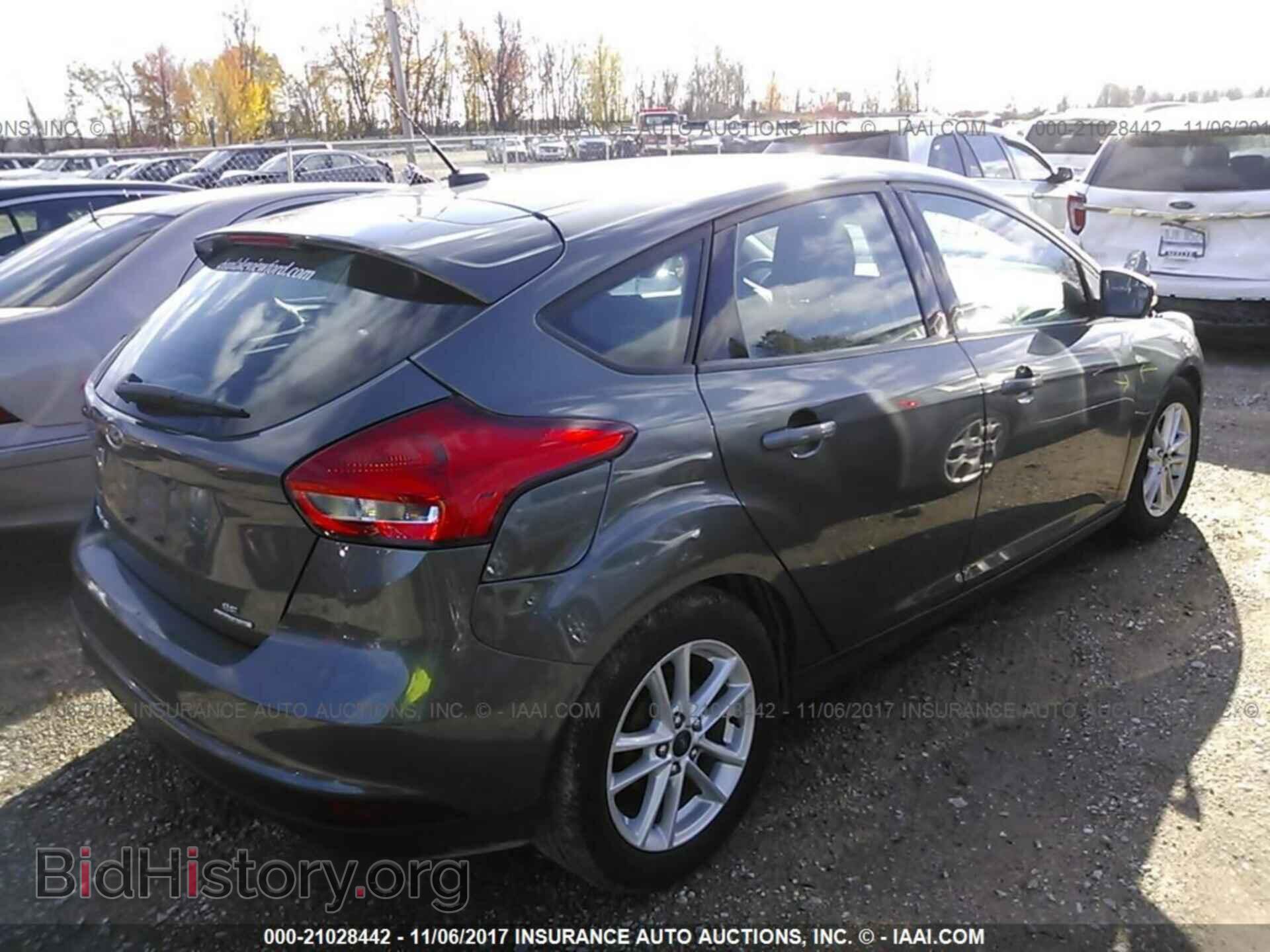2016 Ford Focus - VIN: 1FADP3K2XGL404337 - Фото 4
