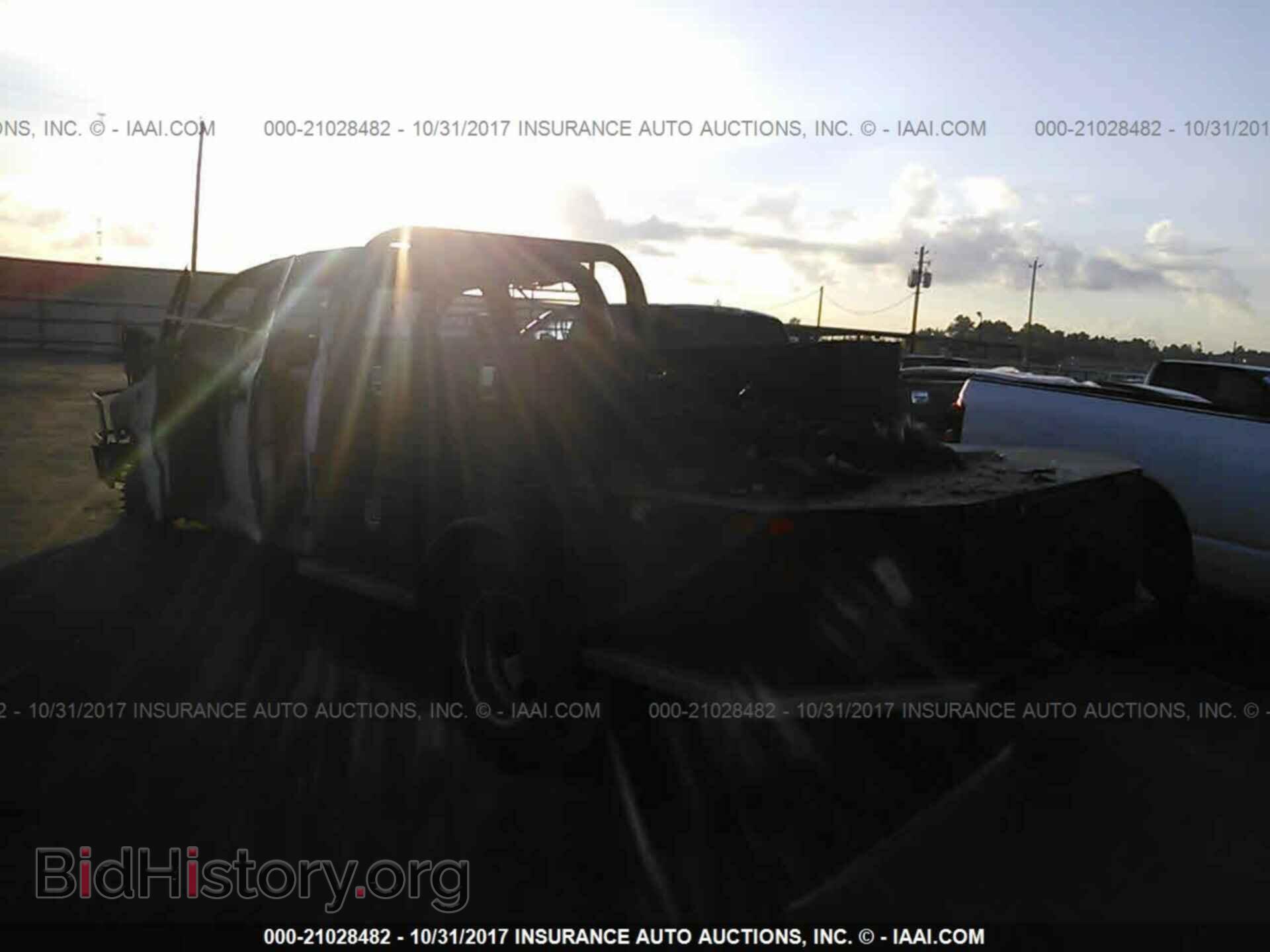 2014 Ram 3500 - VIN: 3C7WRTCL5EG236026 - Photo 3