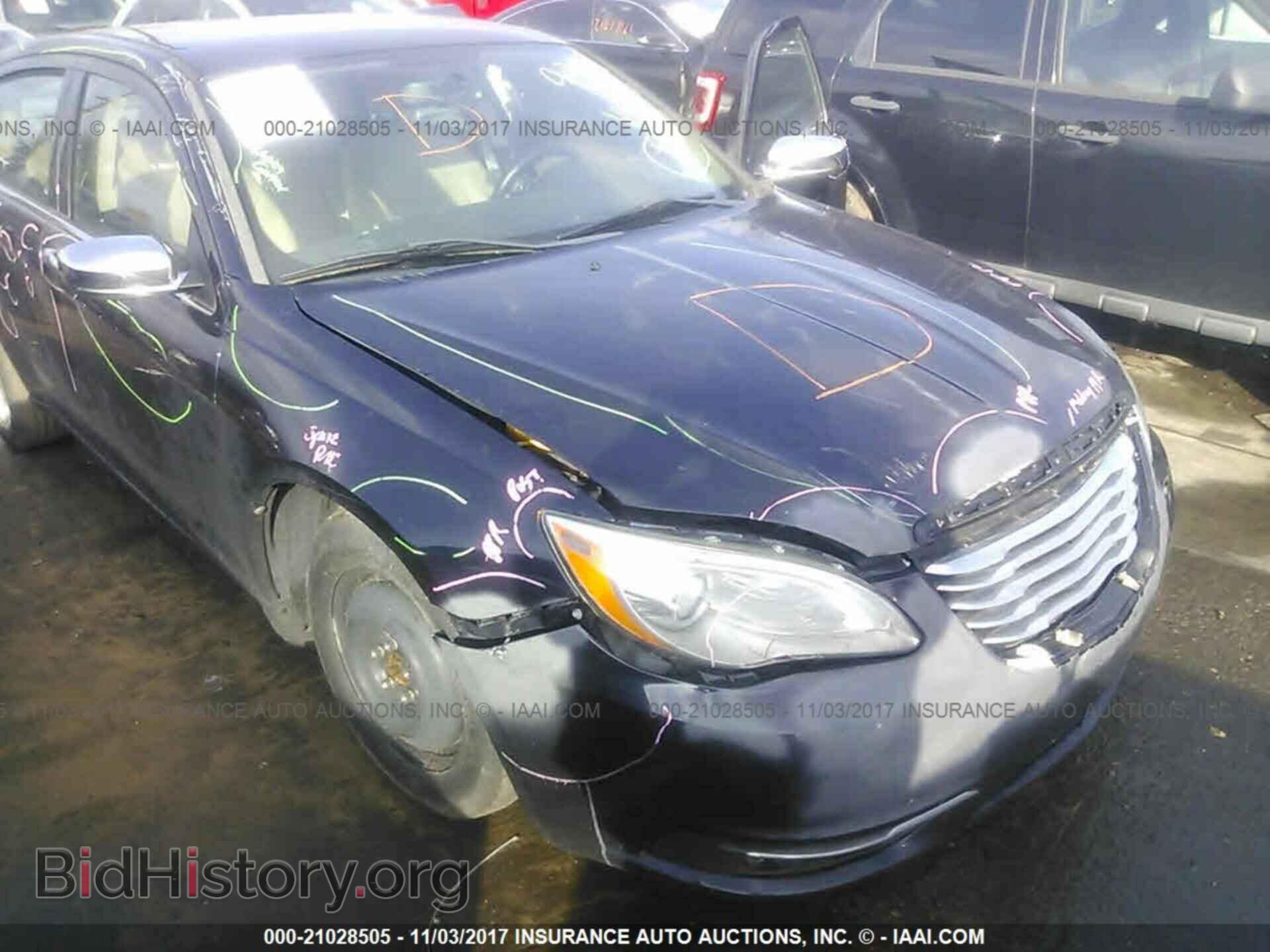 2011 Chrysler 200 - VIN: 1C3BC2FG9BN505223 - Фото 6