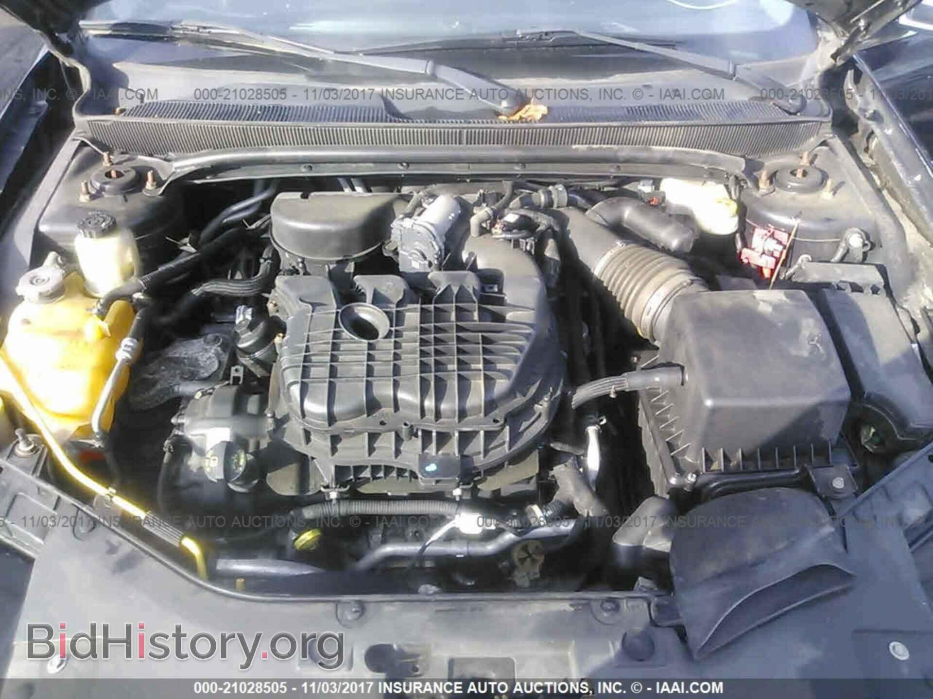 2011 Chrysler 200 - VIN: 1C3BC2FG9BN505223 - Фото 10