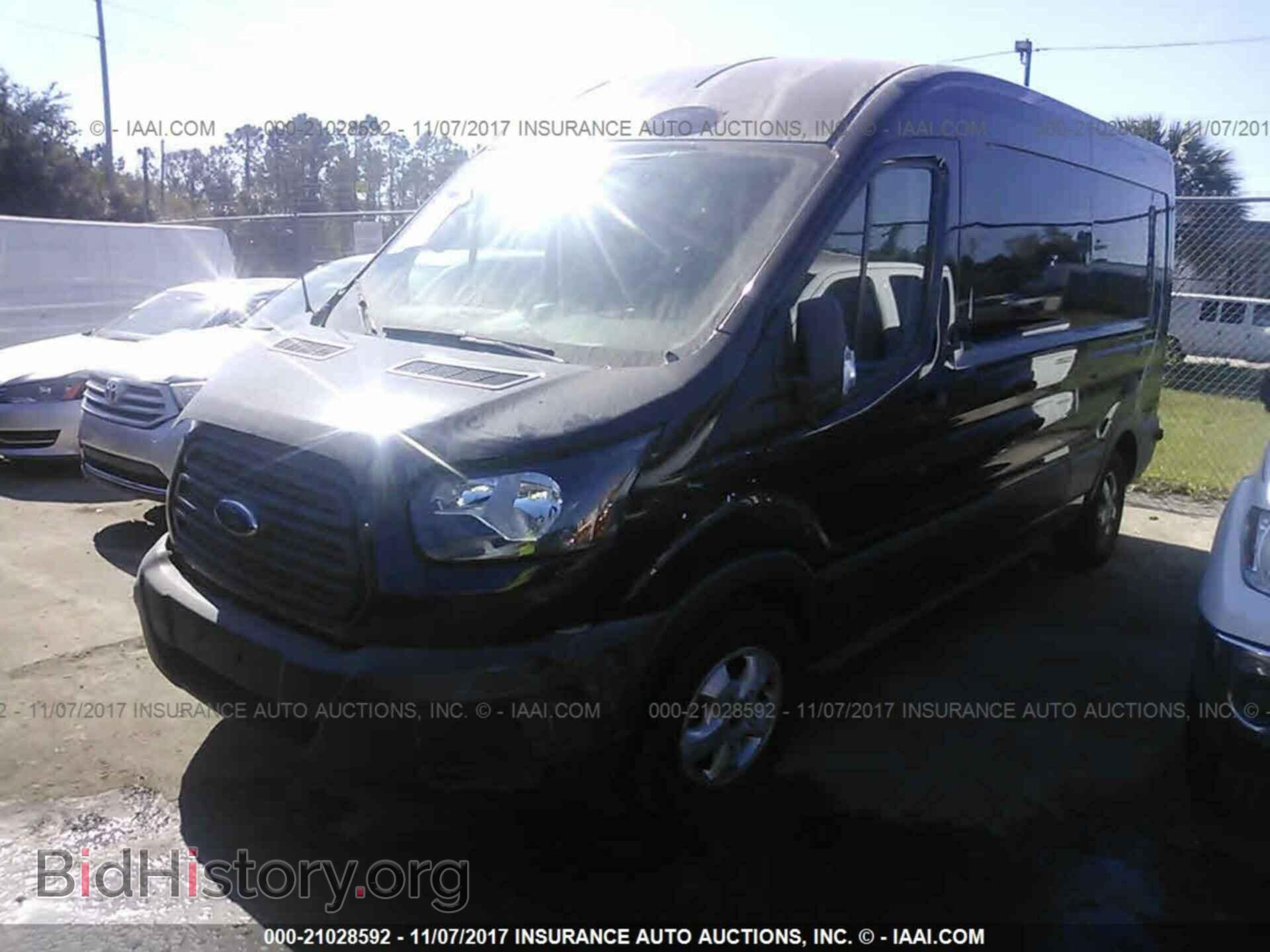 2017 Ford Transit - VIN: 1FTYR2CM3HKB04792 - Фото 2