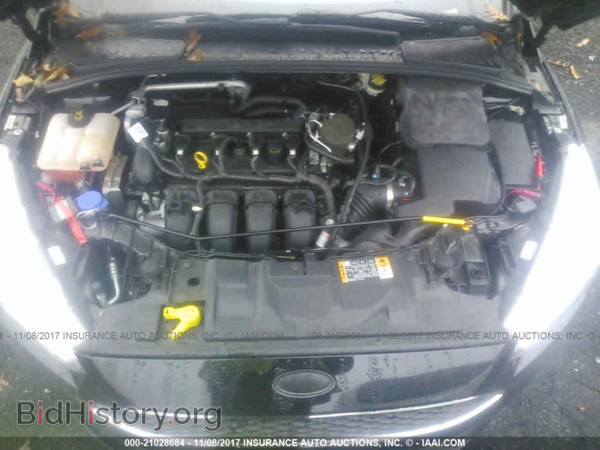 2016 Ford Focus - VIN: 1FADP3E29GL215240 - Photo 10