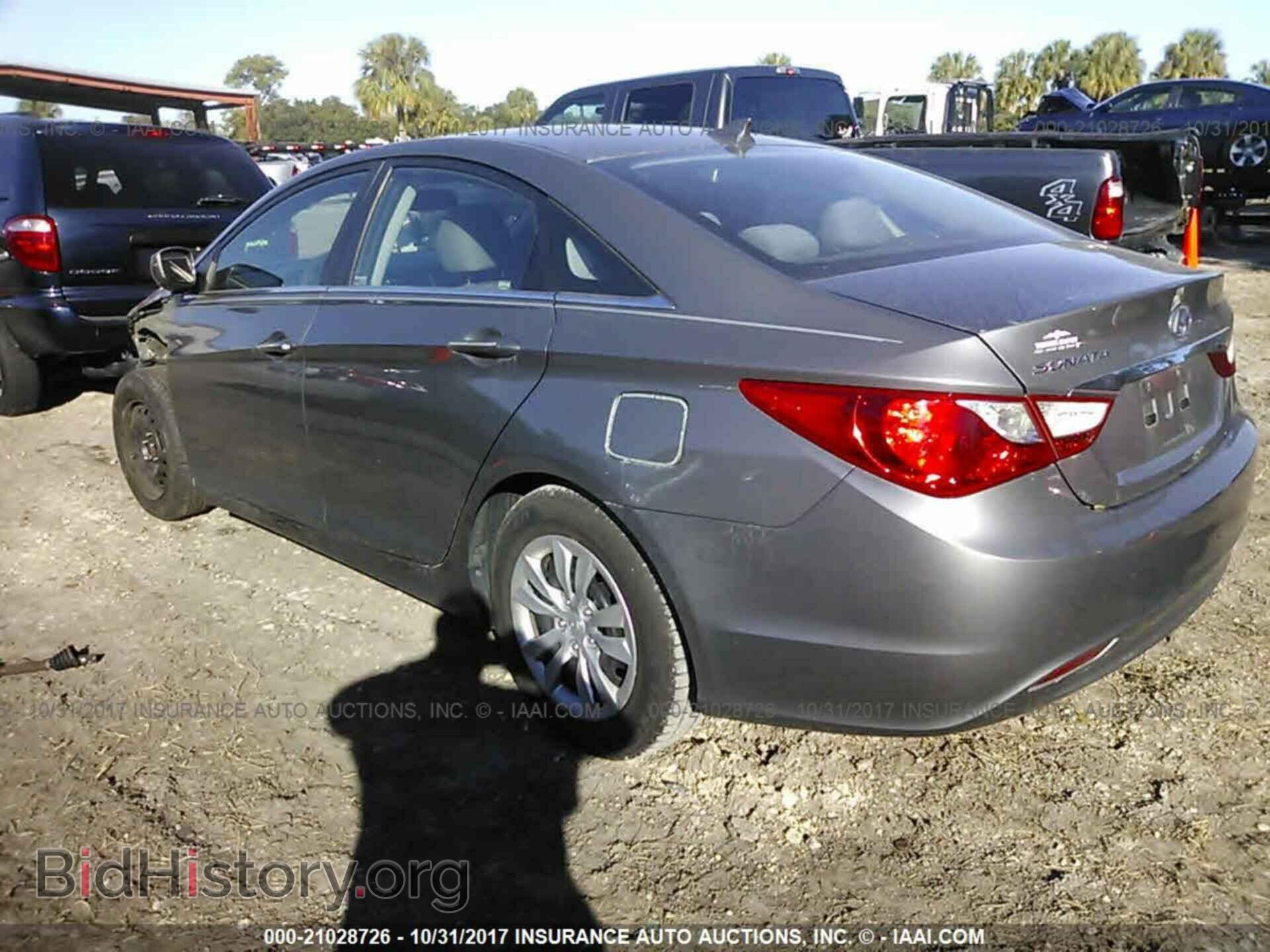 2012 Hyundai Sonata - VIN: 5NPEB4AC2CH500894 - Фото 3