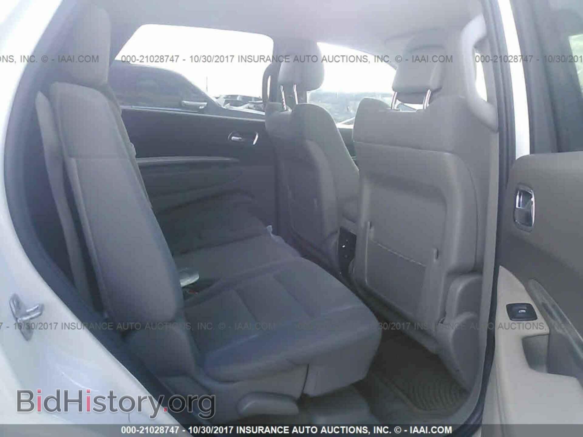 2012 Dodge Durango - VIN: 1C4RDHAG3CC158597 - Photo 8