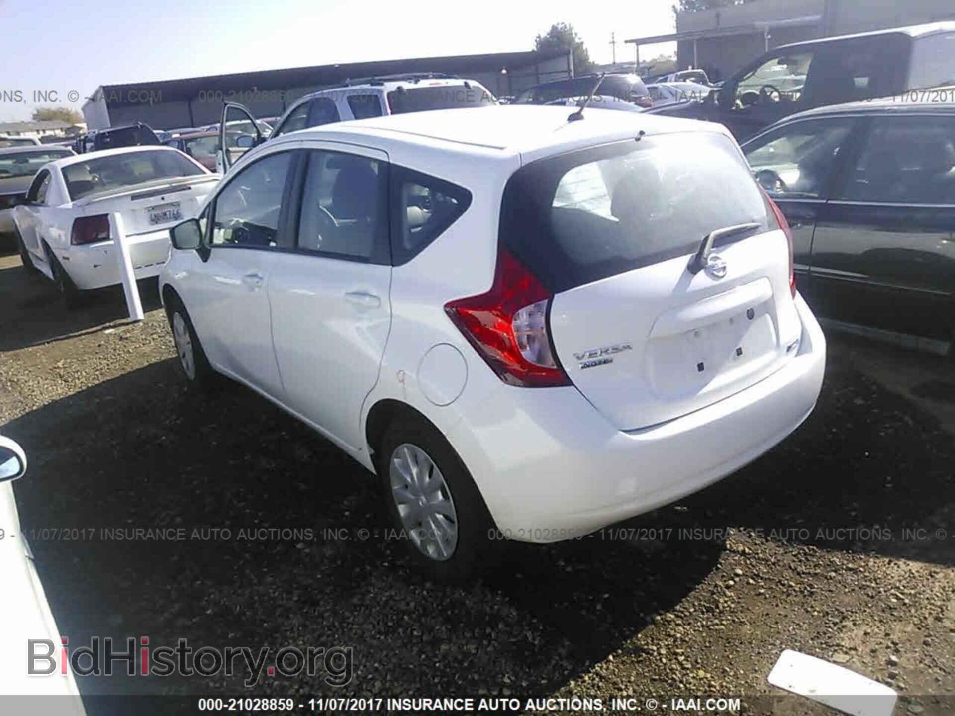2015 Nissan Versa note - VIN: 3N1CE2CP1FL434798 - Фото 3