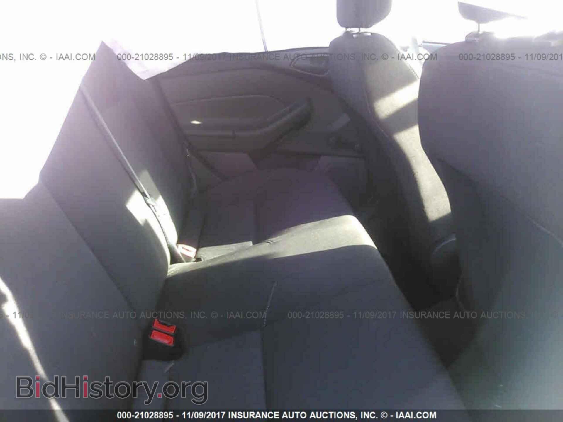 2017 Ford Focus - VIN: 1FADP3E21HL230106 - Photo 8