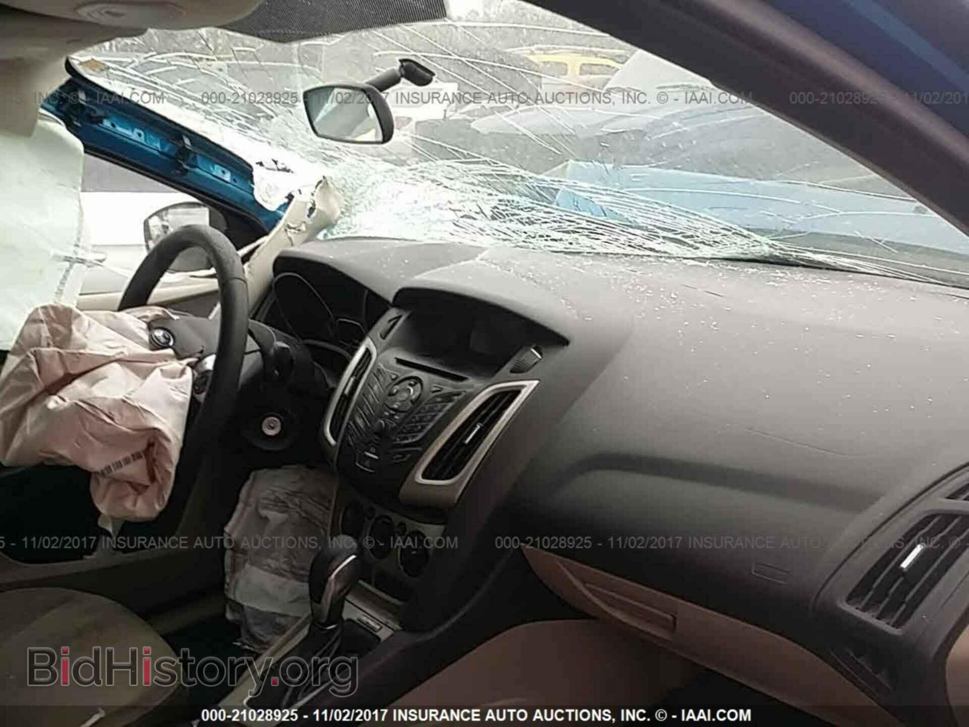 2014 Ford Focus - VIN: 1FADP3F21EL143980 - Photo 5