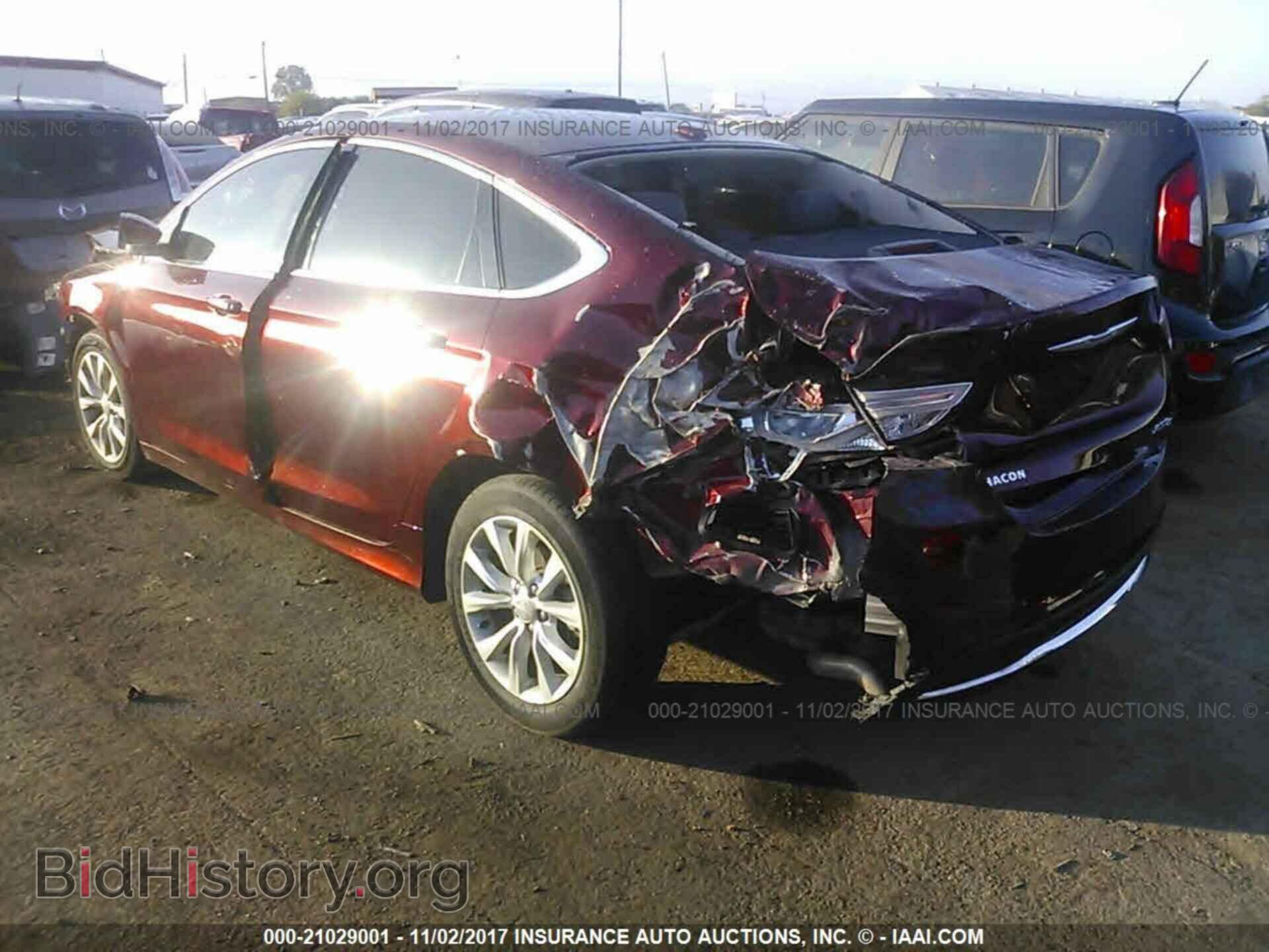 2015 Chrysler 200 - VIN: 1C3CCCCB7FN544708 - Photo 3