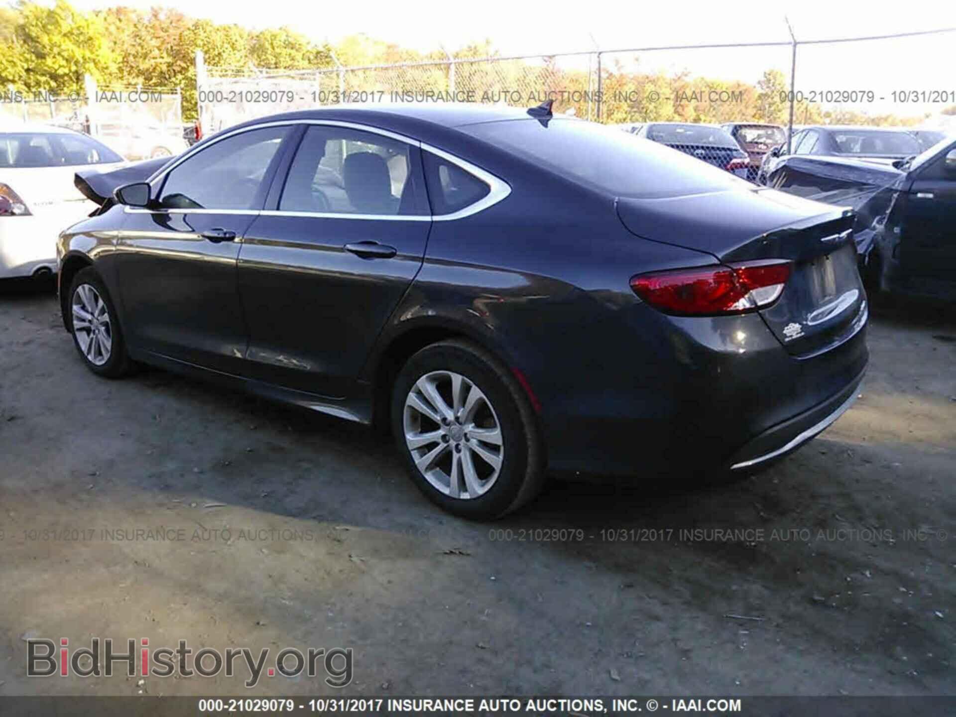 2016 Chrysler 200 - VIN: 1C3CCCABXGN189702 - Photo 3