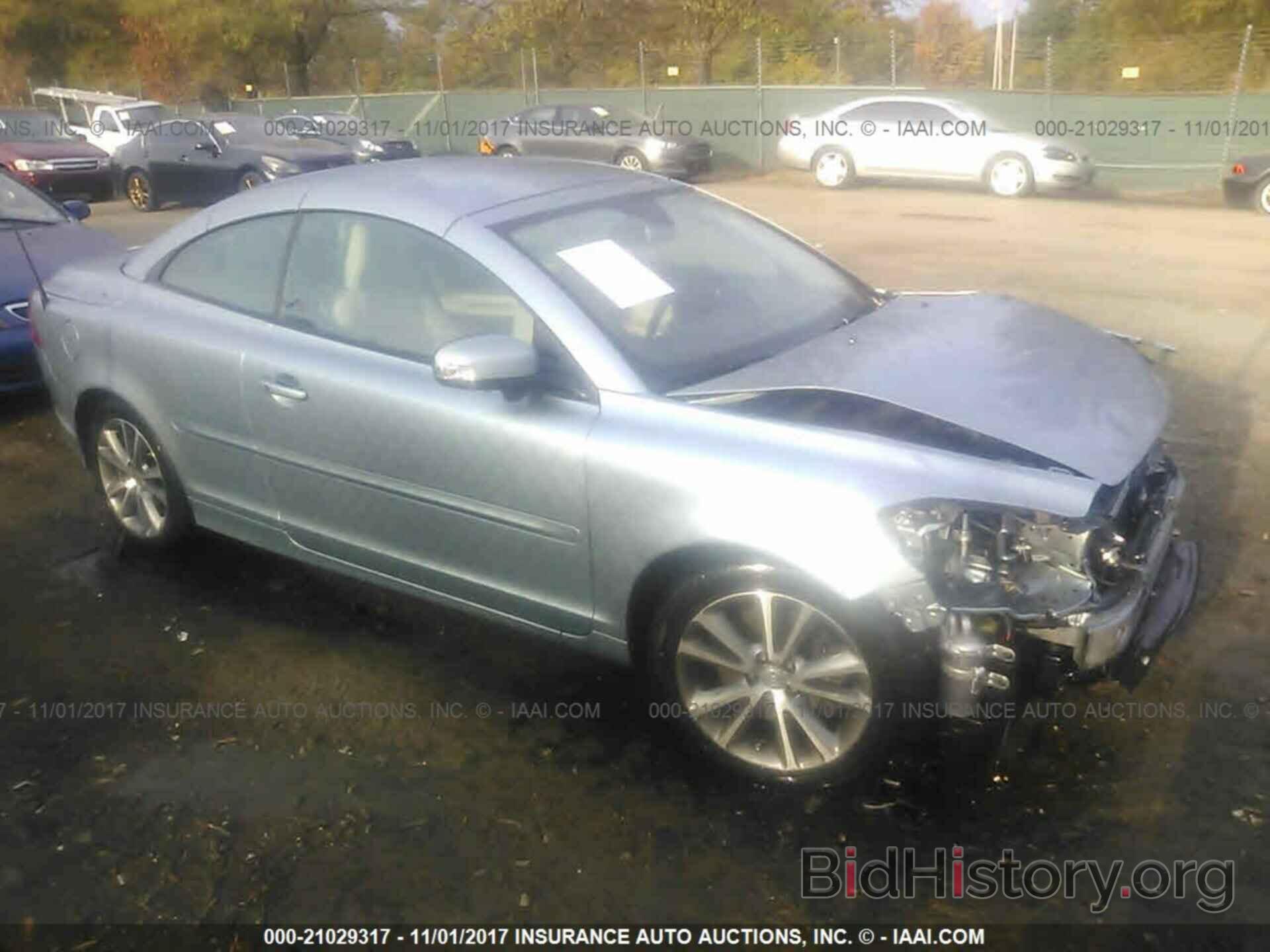 Photo YV1672MC7BJ112260 - Volvo C70 2011