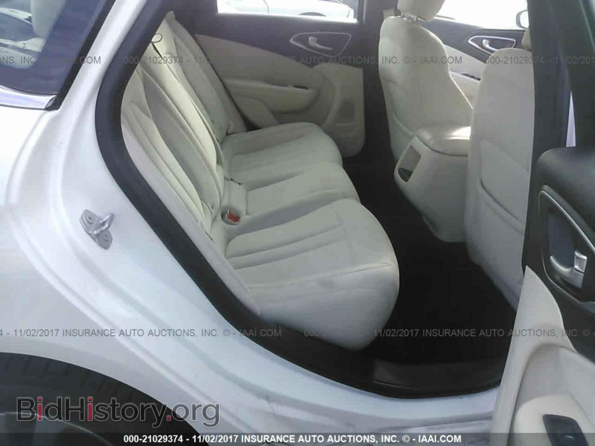2016 Chrysler 200 - VIN: 1C3CCCAB1GN104245 - Photo 8