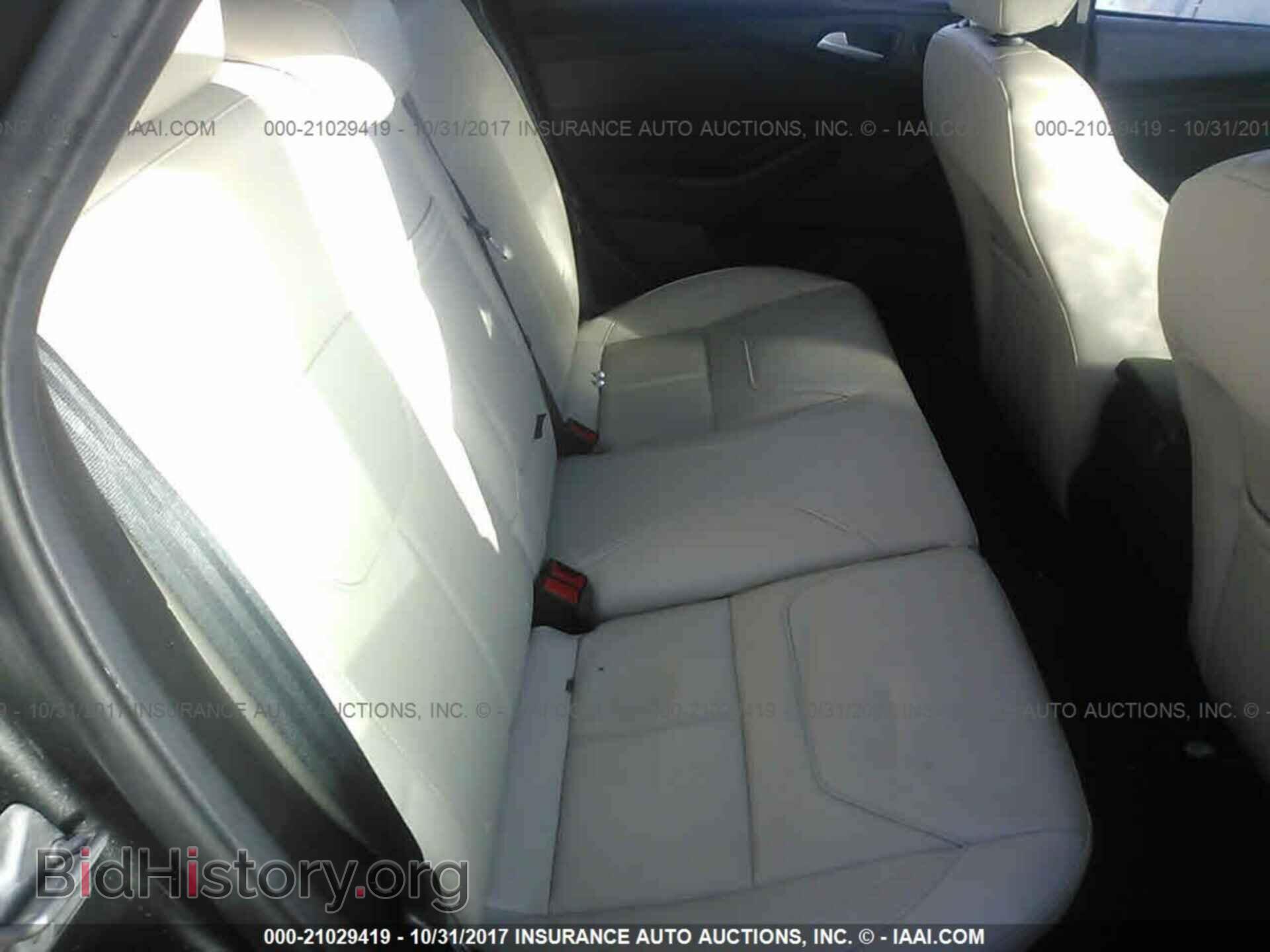 2016 Ford Focus - VIN: 1FADP3N29GL299608 - Photo 8