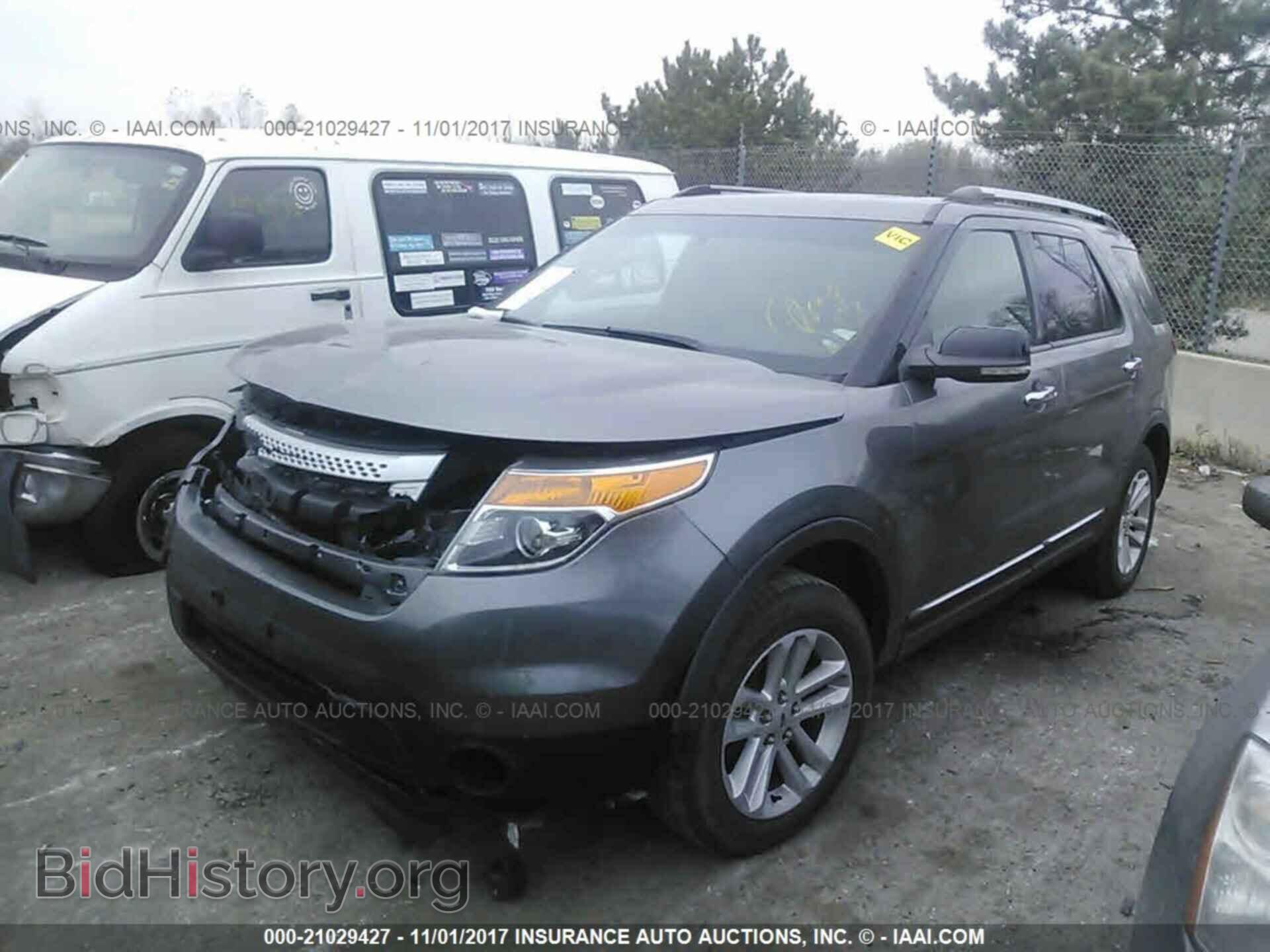 2012 Ford Explorer - VIN: 1FMHK8D80CGA67250 - Фото 2
