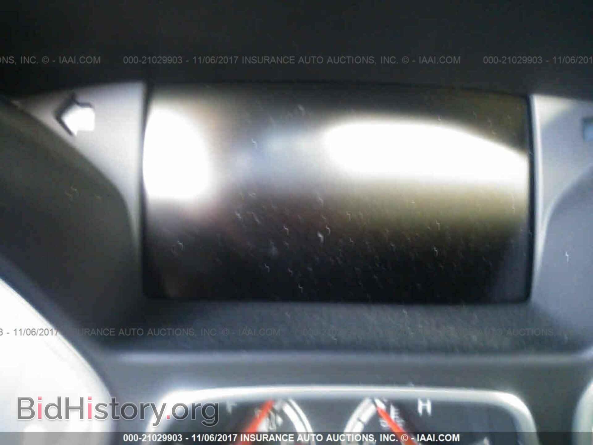 2016 Ford Focus - VIN: 1FADP3L94GL233743 - Photo 7