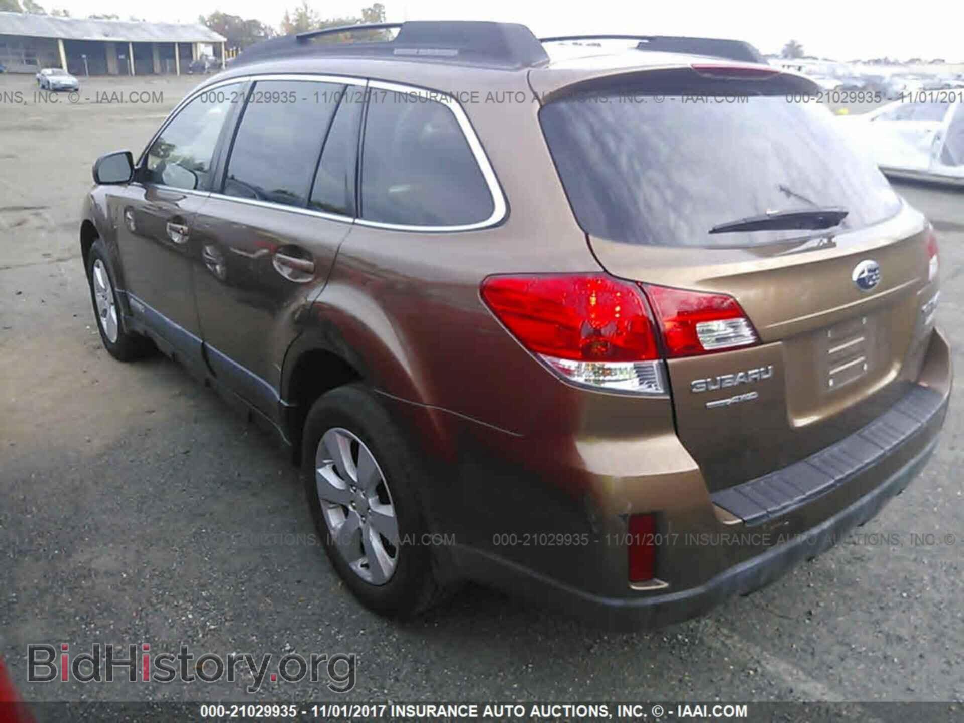2012 Subaru Outback - VIN: 4S4BRBCC2C3295357 - Photo 3