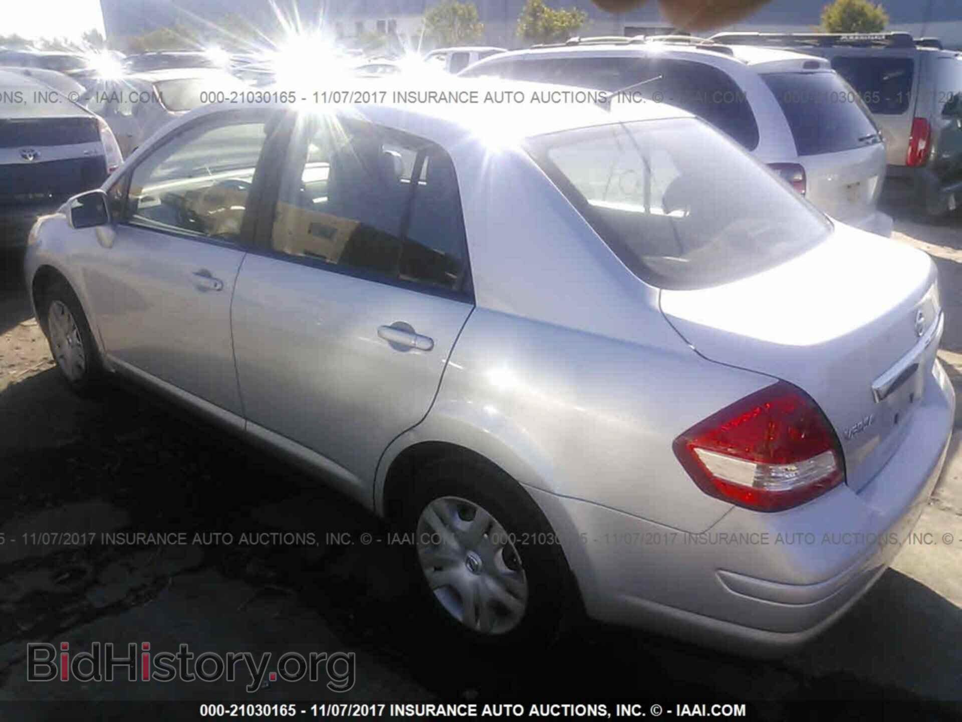 2011 Nissan Versa - VIN: 3N1BC1AP4BL478271 - Фото 3