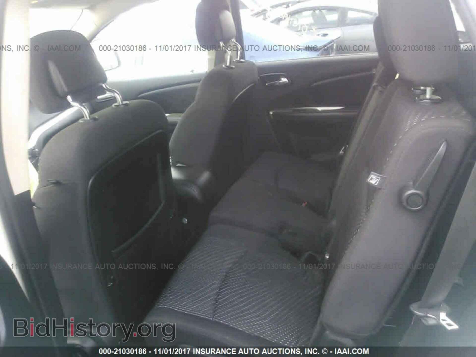 2015 Dodge Journey - VIN: 3C4PDCBG0FT614203 - Photo 8