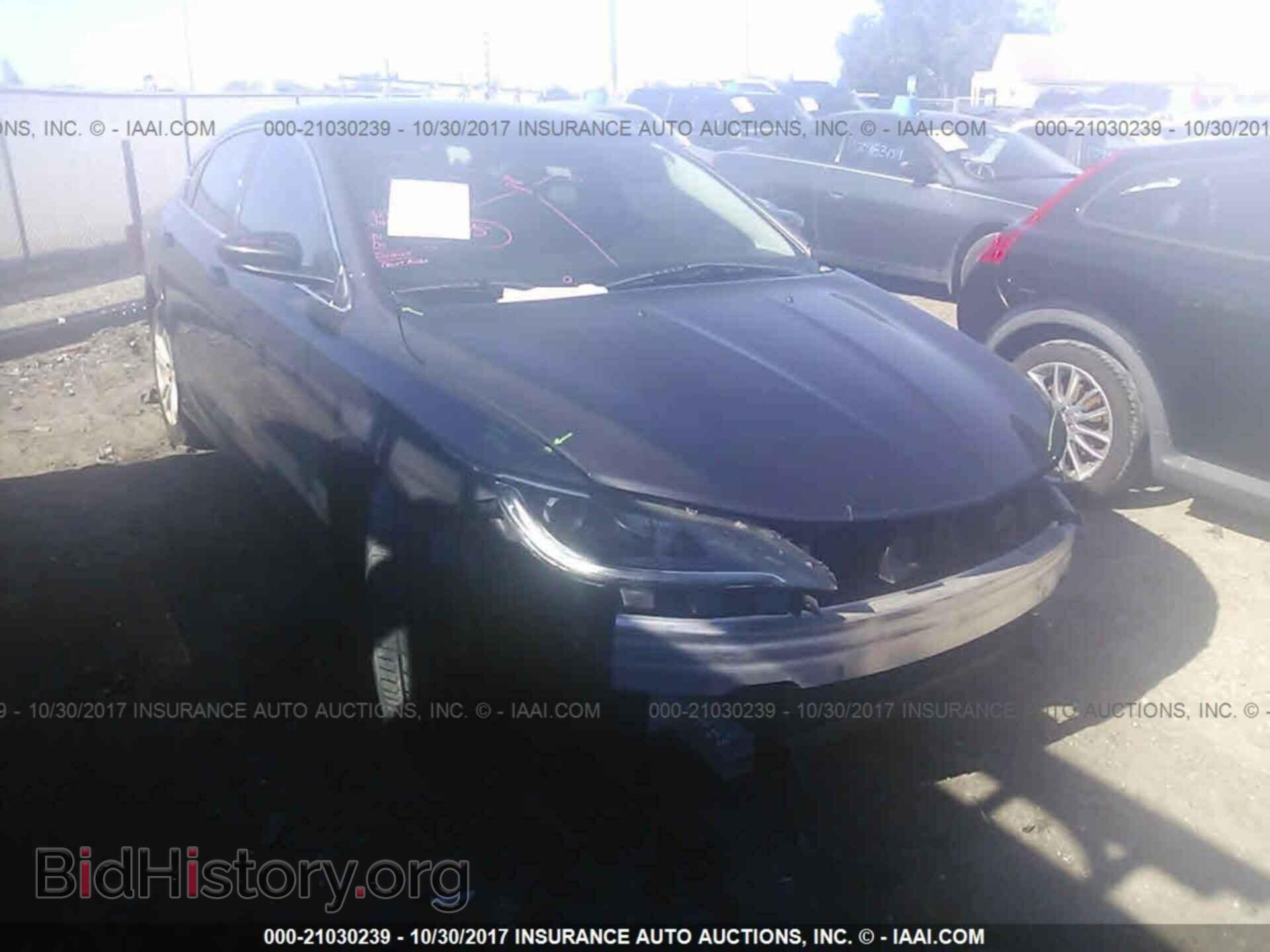 2015 Chrysler 200 - VIN: 1C3CCCAB8FN642469 - Photo 6
