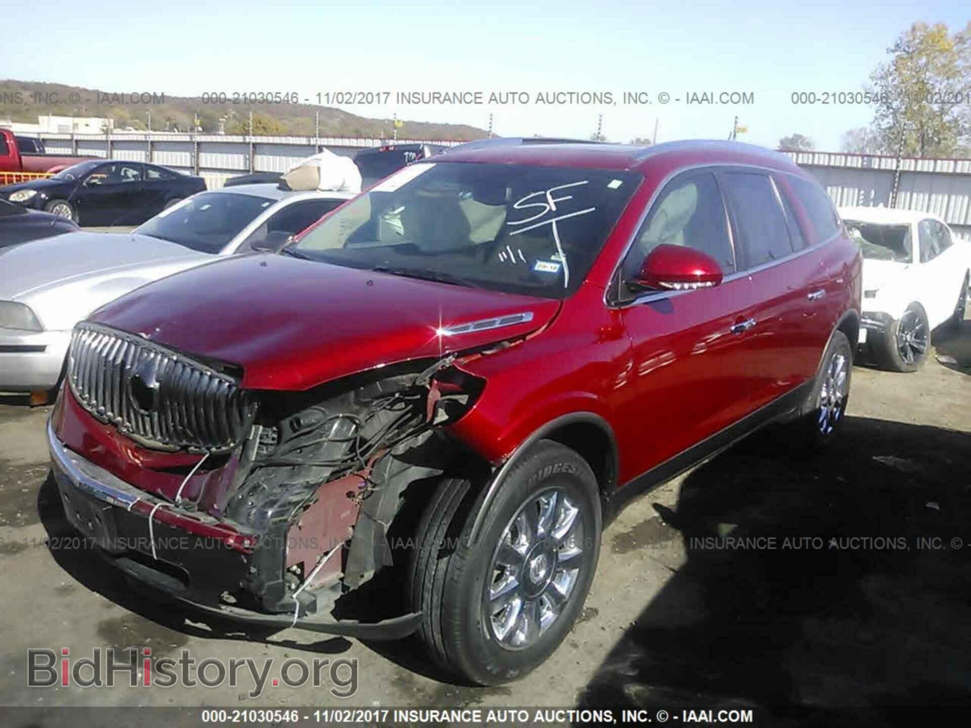2012 Buick Enclave - VIN: 5GAKRCED5CJ225154 - Фото 2