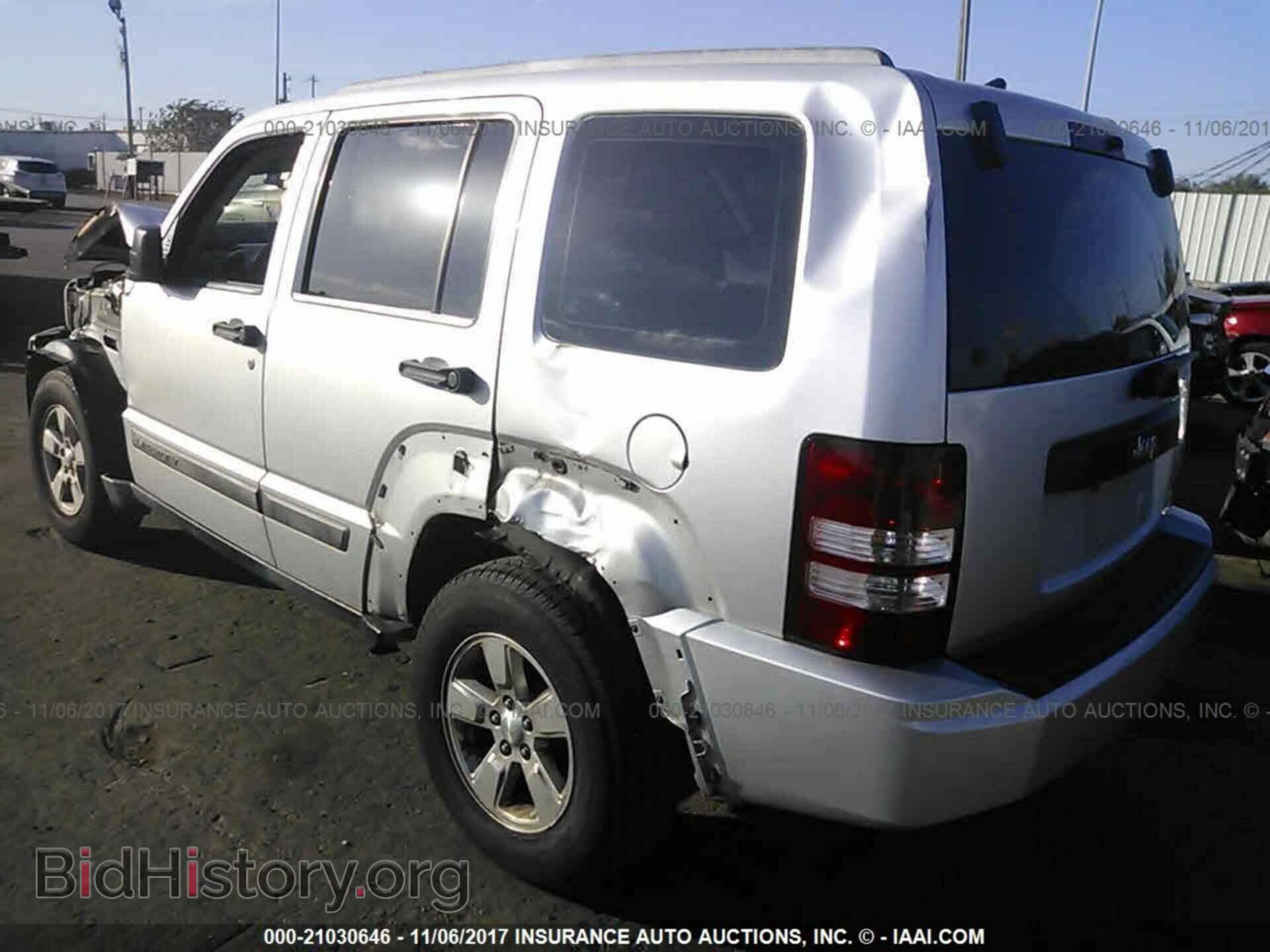 2011 Jeep Liberty - VIN: 1J4PP2GK8BW515688 - Фото 3