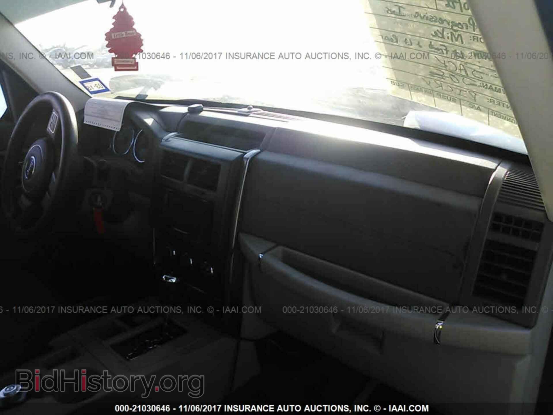 2011 Jeep Liberty - VIN: 1J4PP2GK8BW515688 - Фото 5