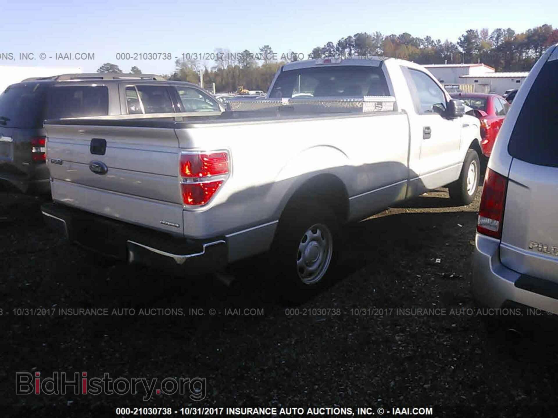 2013 Ford F150 - VIN: 1FTMF1CM8DKE43382 - Фото 4