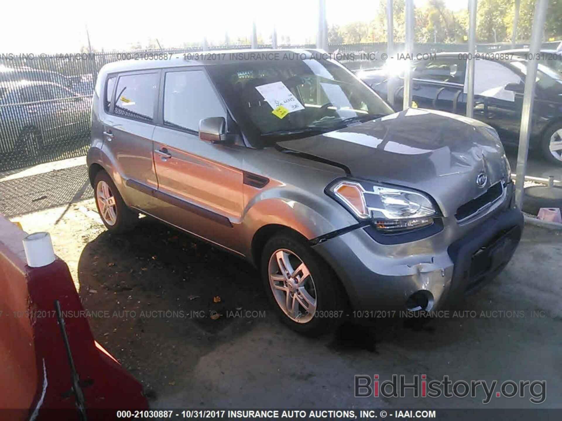 Фотография KNDJT2A23B7323735 - Kia Soul 2011