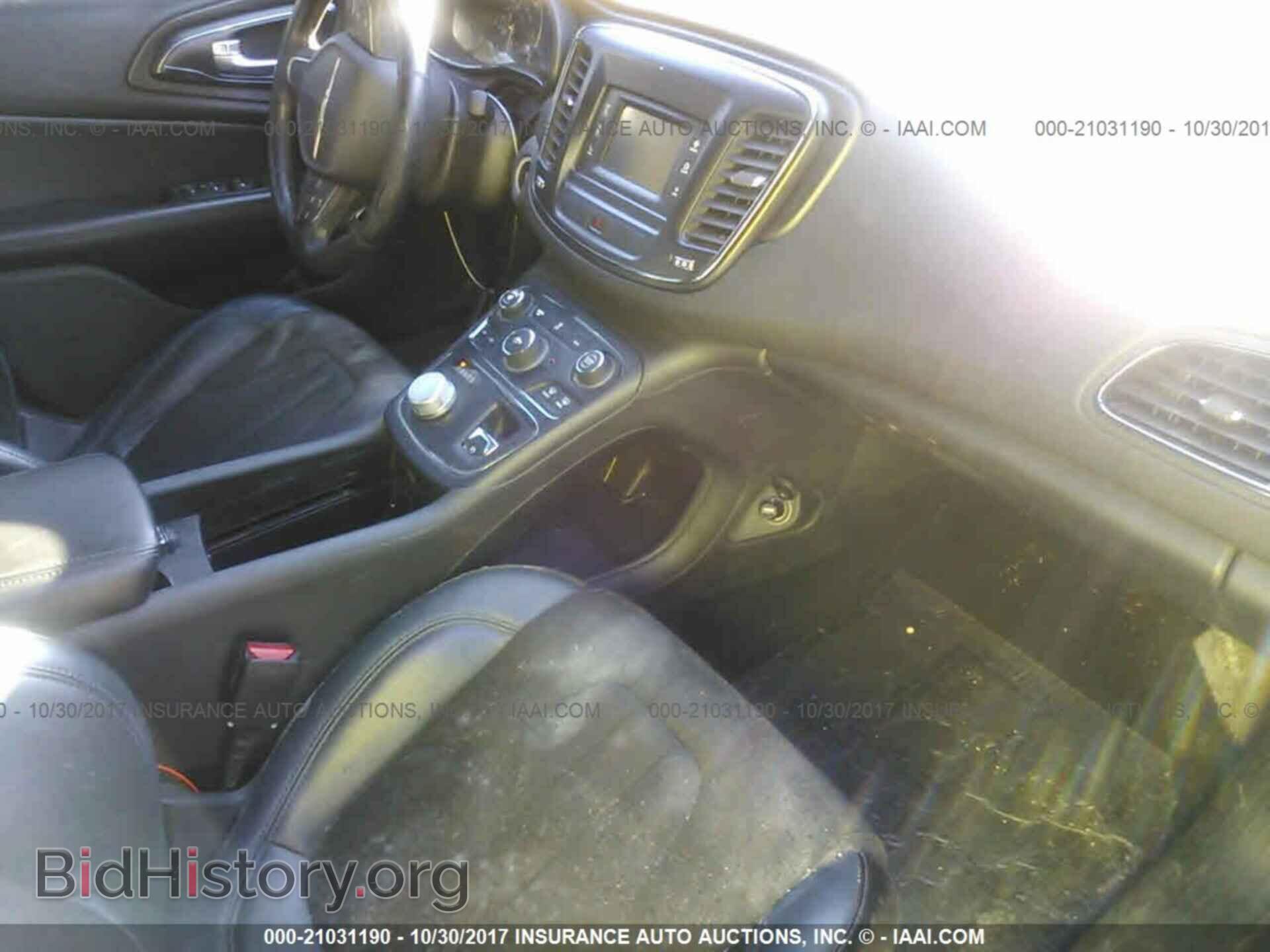2016 Chrysler 200 - VIN: 1C3CCCBB1GN112909 - Photo 5