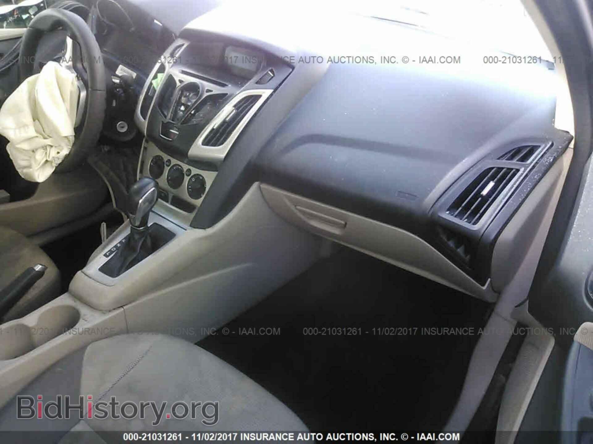 2012 Ford Focus - VIN: 1FAHP3F2XCL241291 - Photo 5