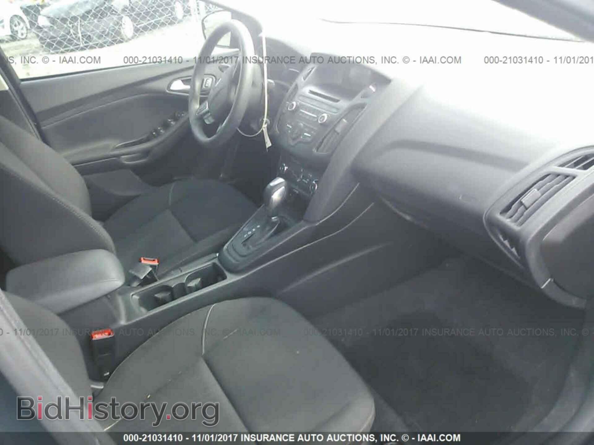 2016 Ford Focus - VIN: 1FADP3F2XGL336549 - Фото 5