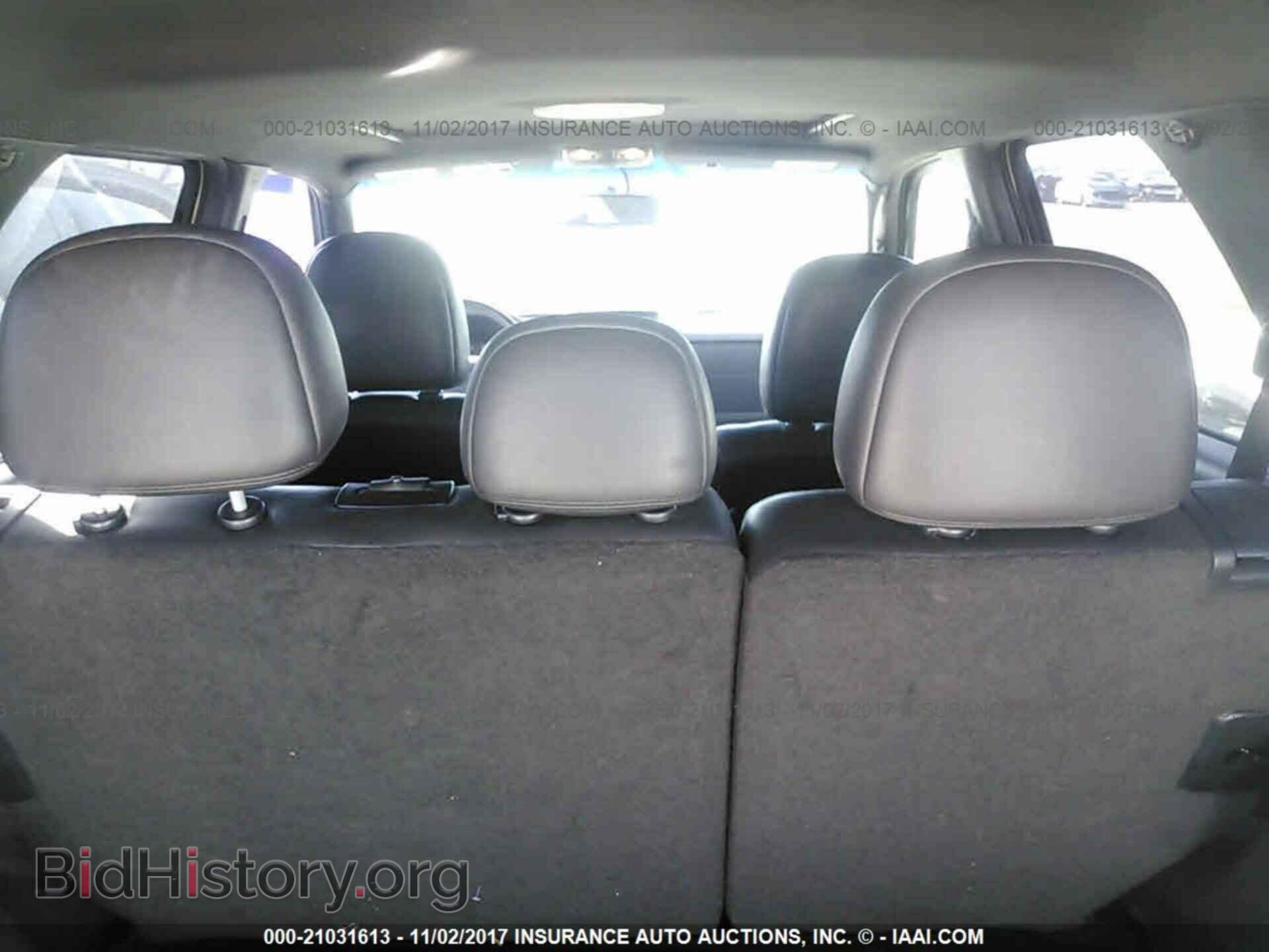 2012 Ford Escape - VIN: 1FMCU0EG4CKC25579 - Photo 8