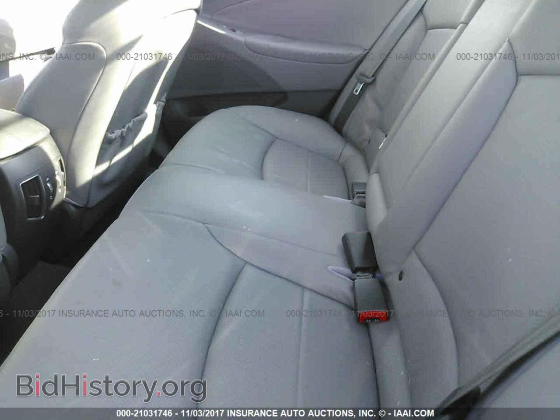 2012 Hyundai Sonata - VIN: KMHEC4A47CA059272 - Фото 8