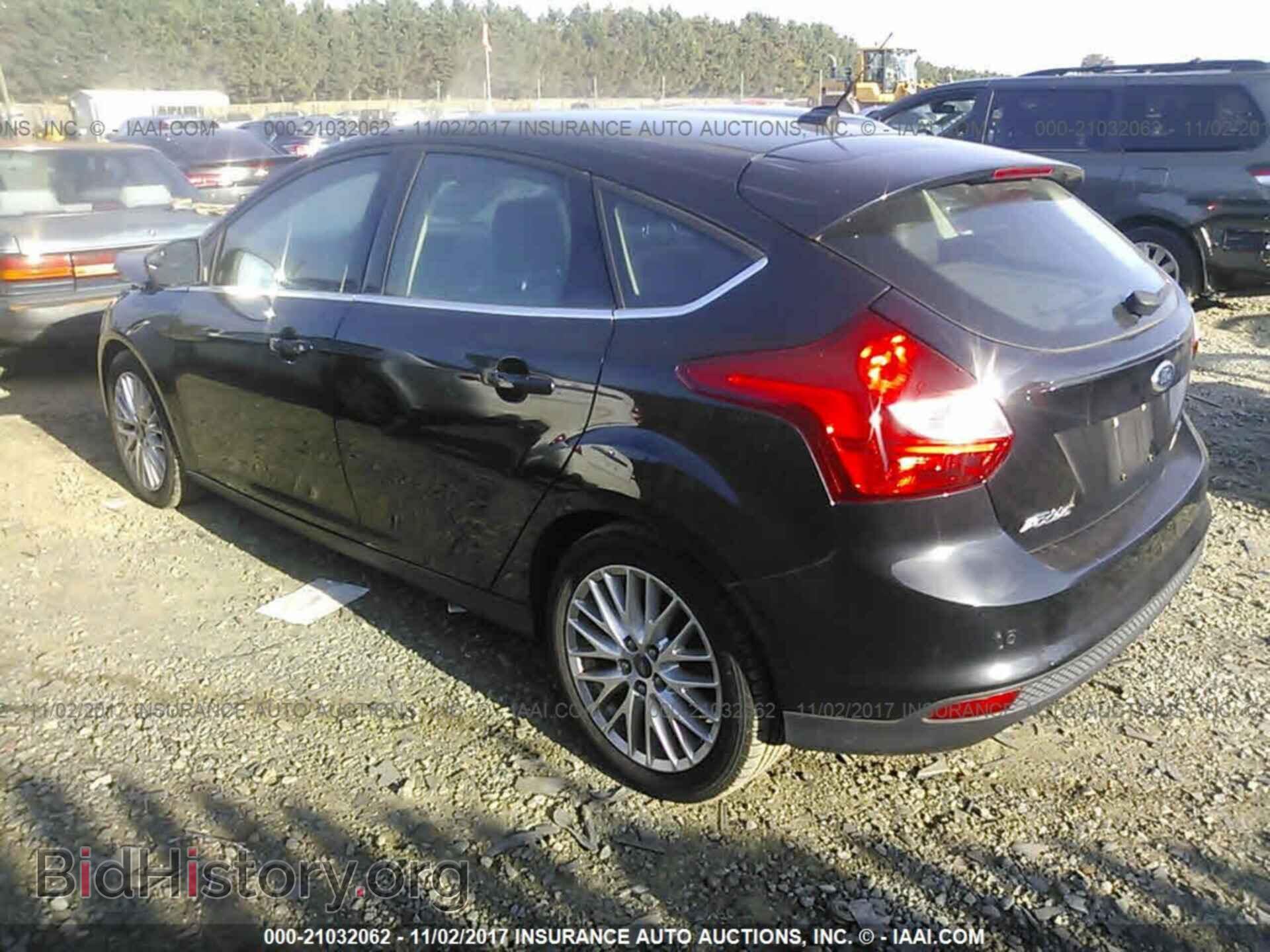 2012 Ford Focus - VIN: 1FAHP3M2XCL360705 - Photo 3