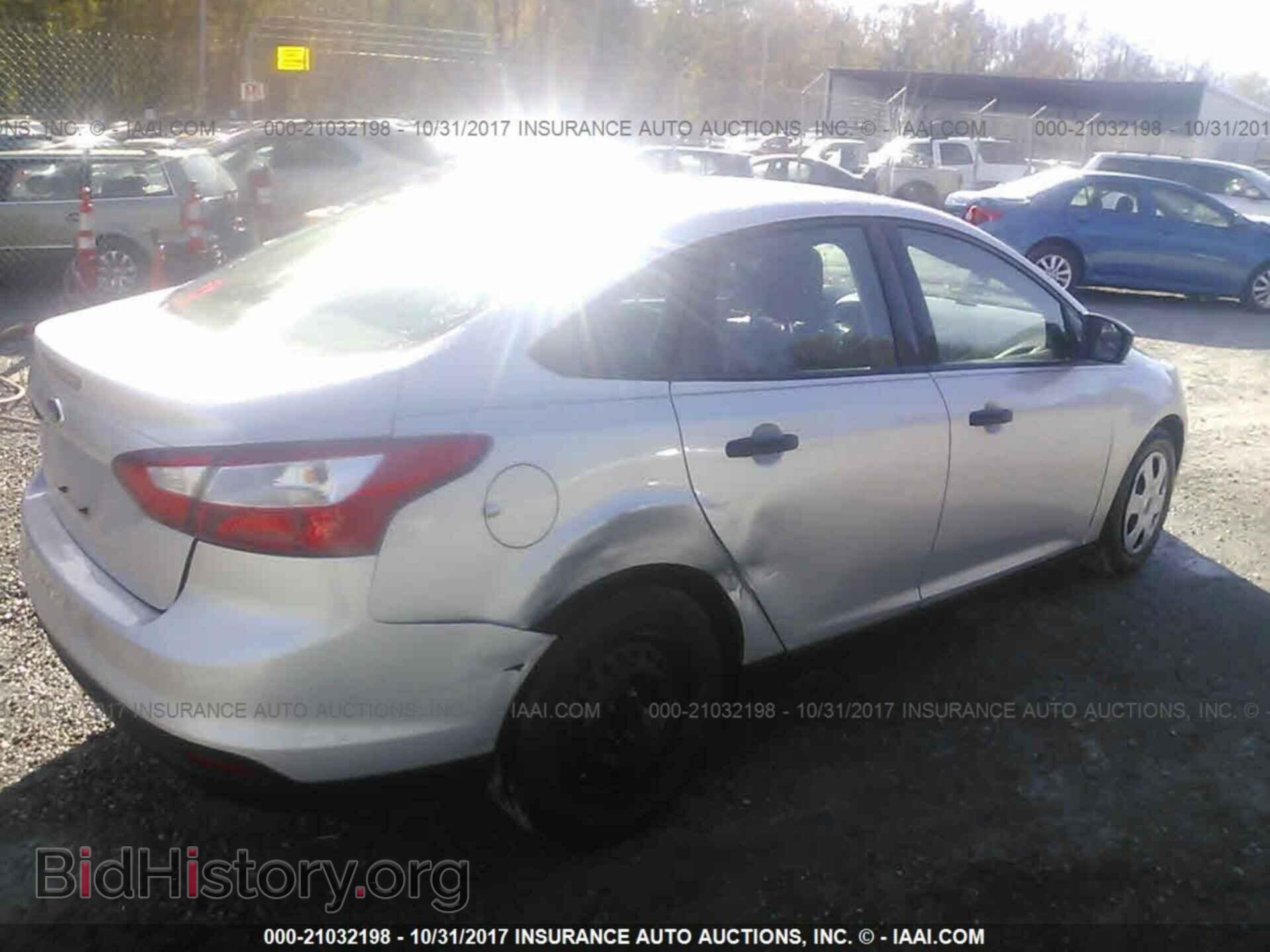 2012 Ford Focus - VIN: 1FAHP3E27CL282253 - Фото 6