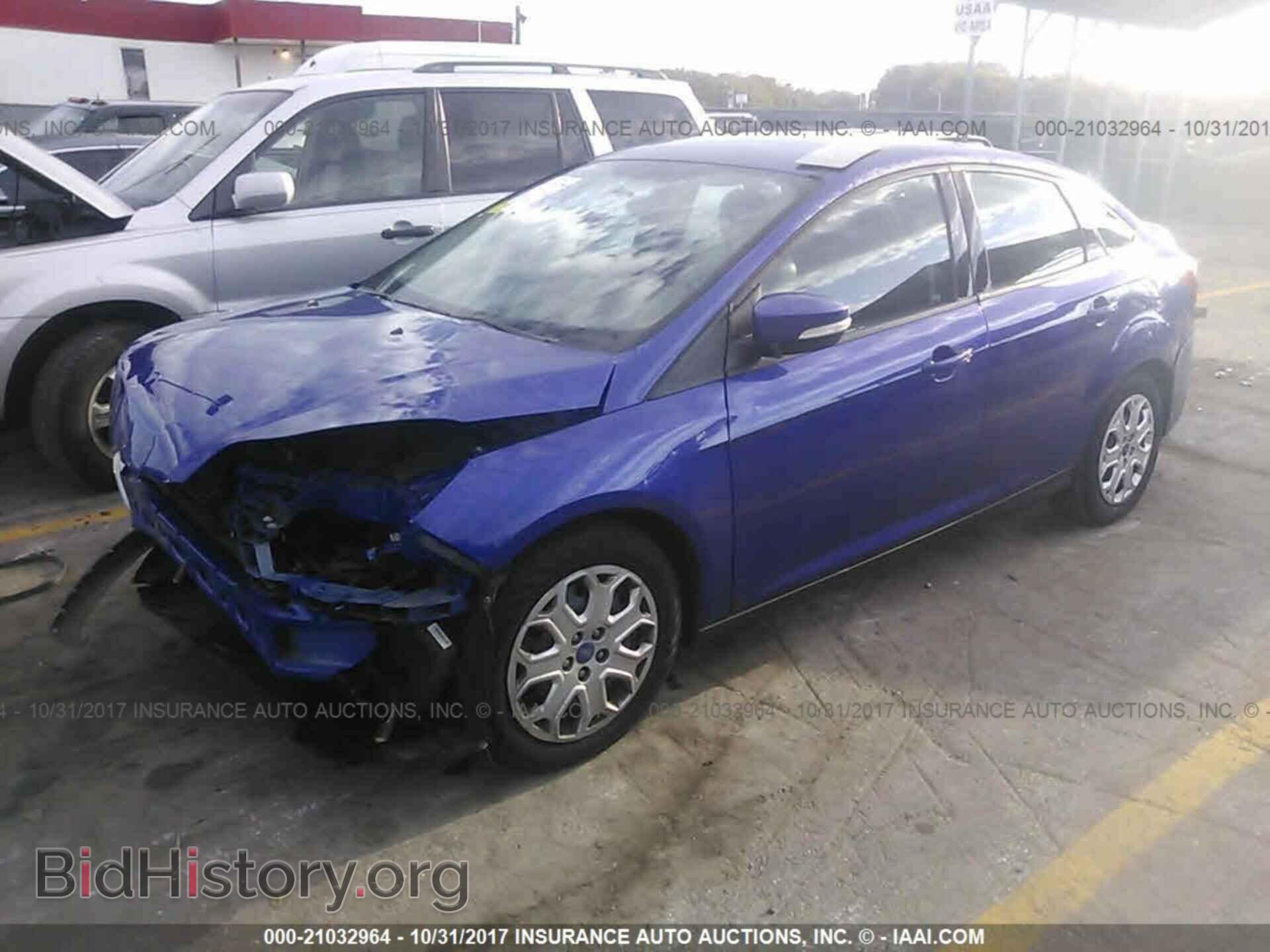 2013 Ford Focus - VIN: 1FADP3F20DL360077 - Photo 2
