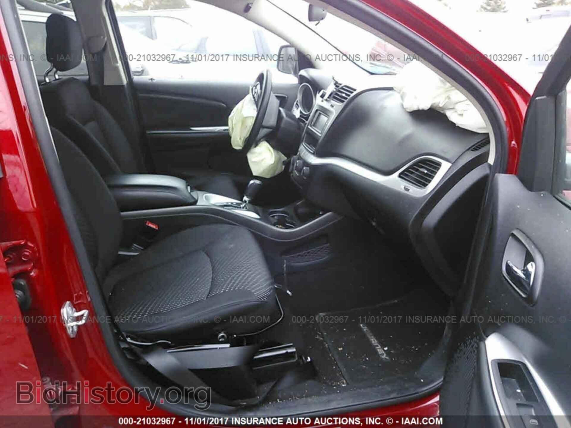 2014 Dodge Journey - VIN: 3C4PDCBG0ET188821 - Фото 5