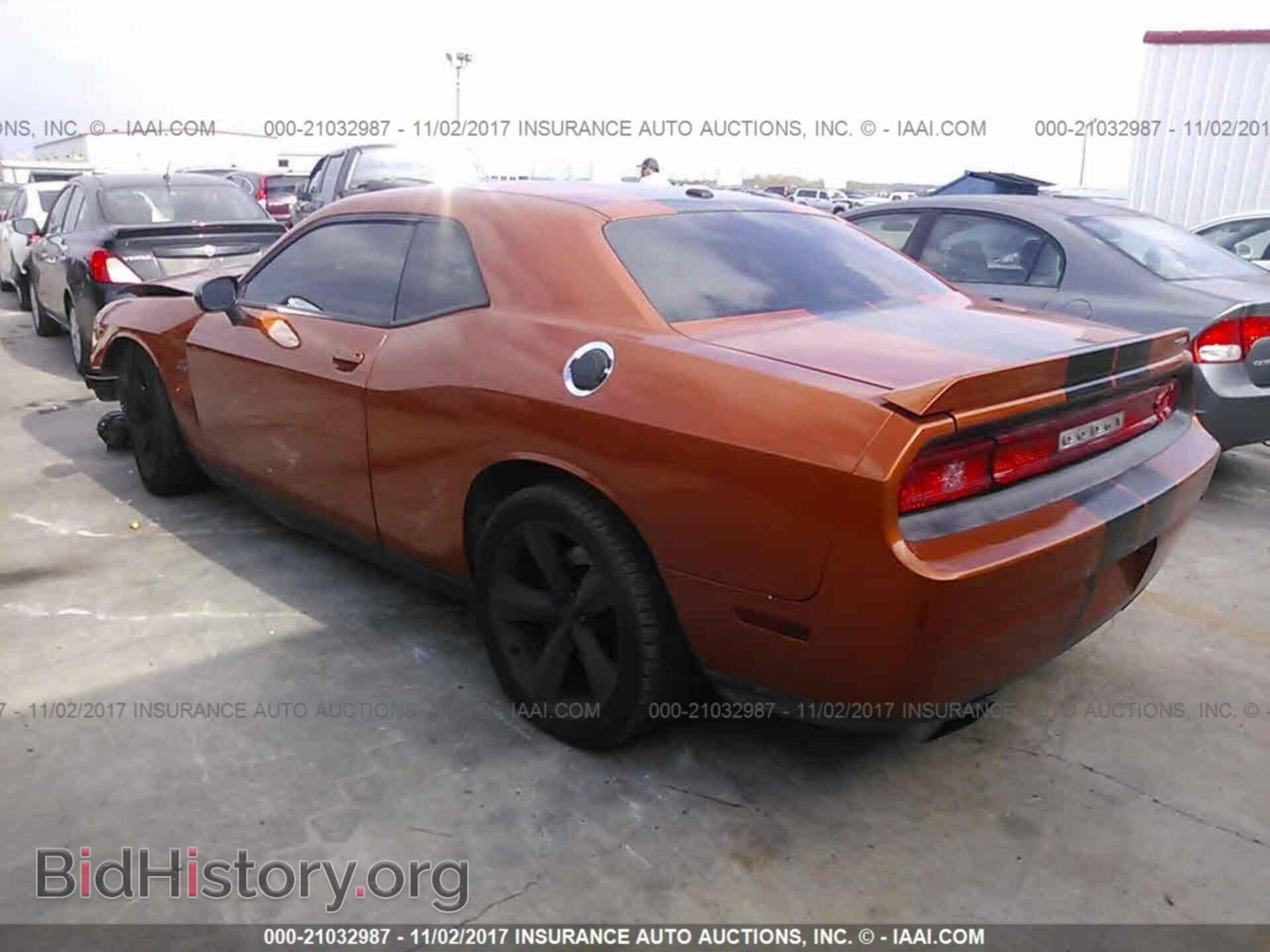 2011 Dodge Challenger - VIN: 2B3CJ7DJ0BH584504 - Фото 3