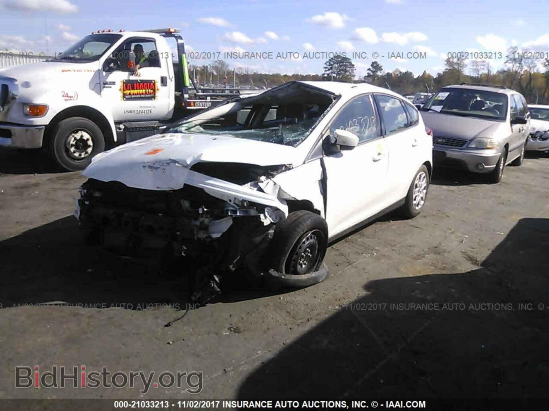 2012 Ford Focus - VIN: 1FAHP3K2XCL465554 - Photo 2