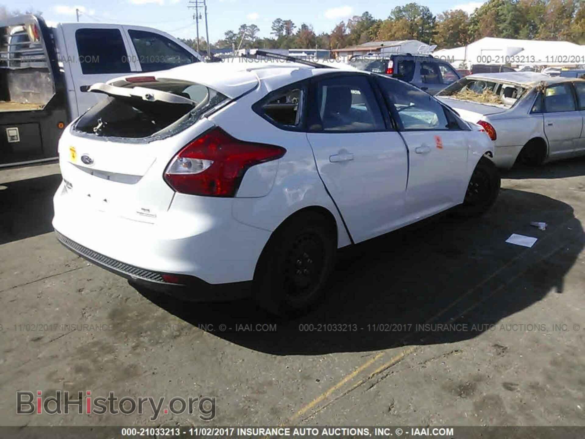 2012 Ford Focus - VIN: 1FAHP3K2XCL465554 - Photo 4