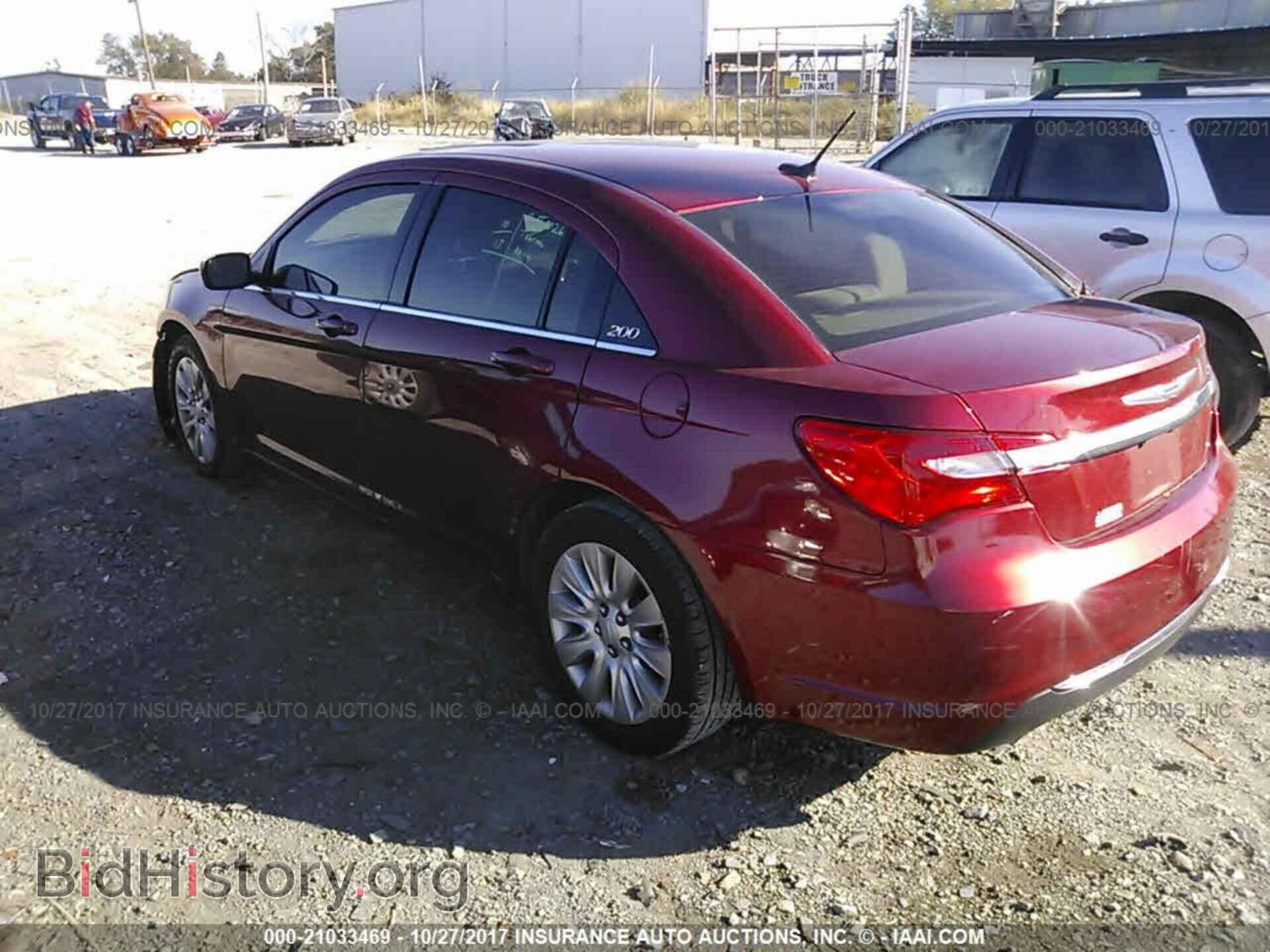 2014 Chrysler 200 - VIN: 1C3CCBAG3EN103634 - Фото 3