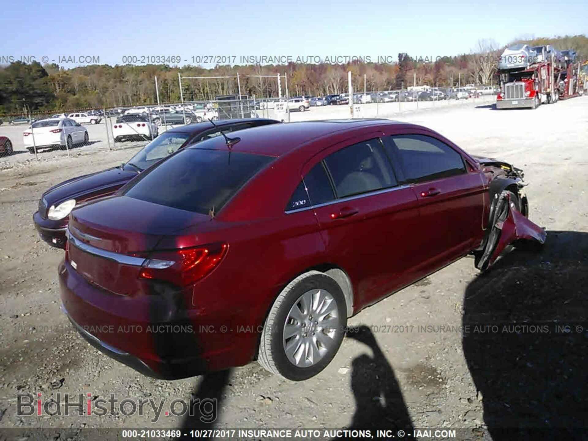 2014 Chrysler 200 - VIN: 1C3CCBAG3EN103634 - Фото 4