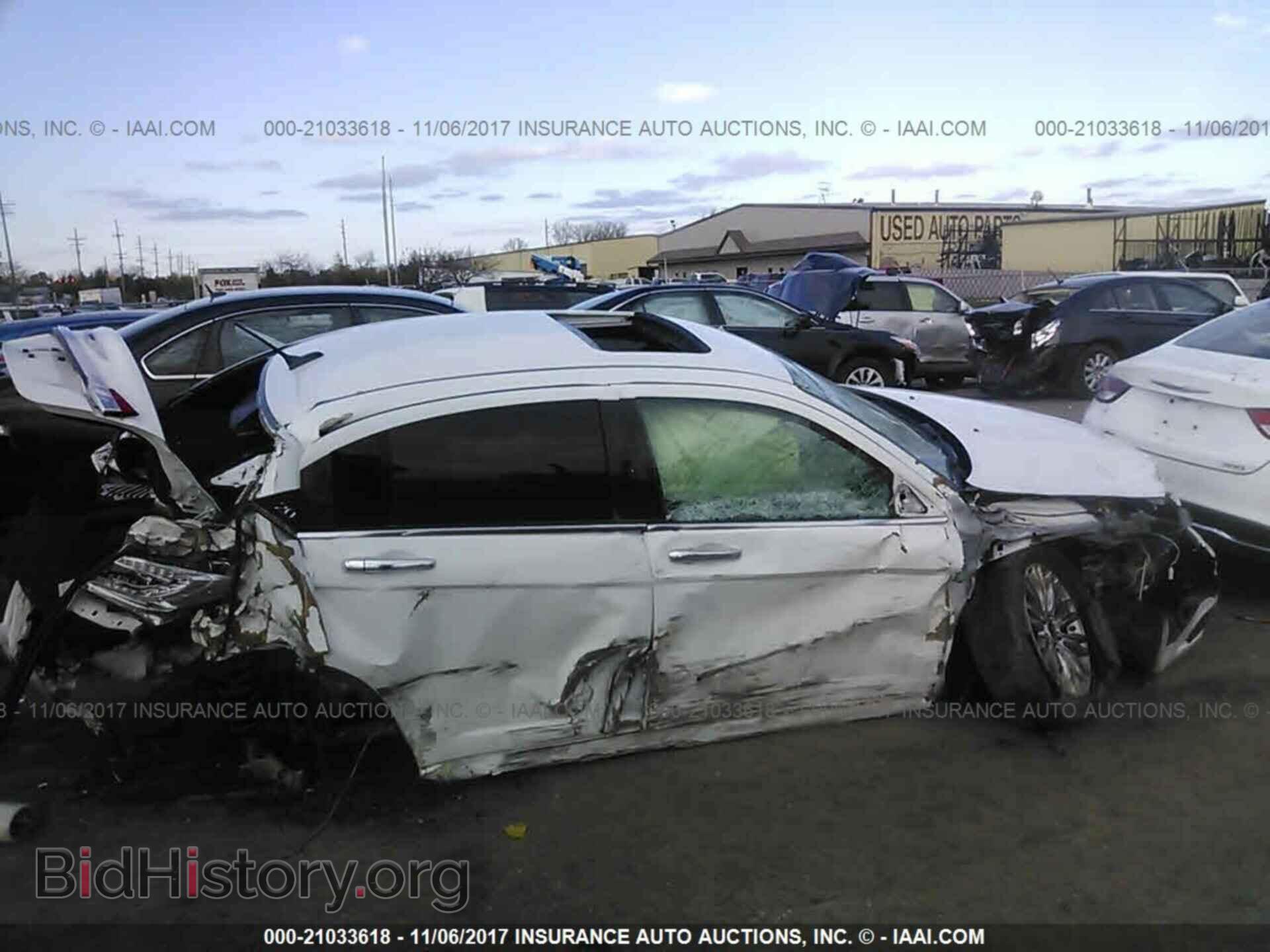 2014 Chrysler 200 - VIN: 1C3CCBCG0EN194536 - Photo 6
